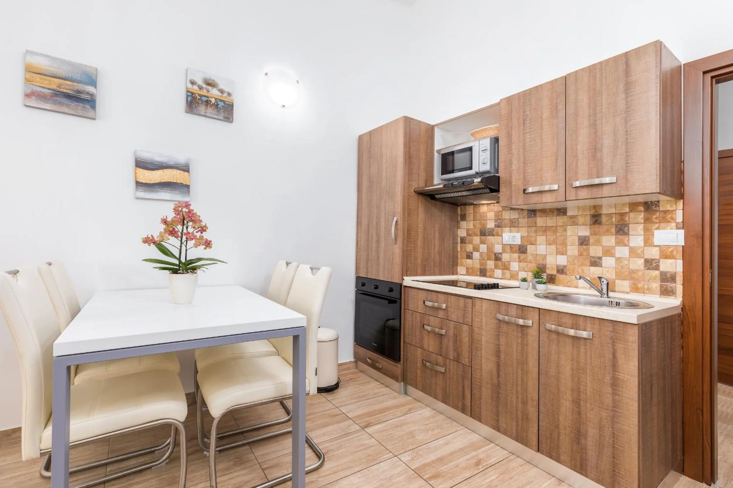 Kitchen or kitchenette in Apartments Villa Nina