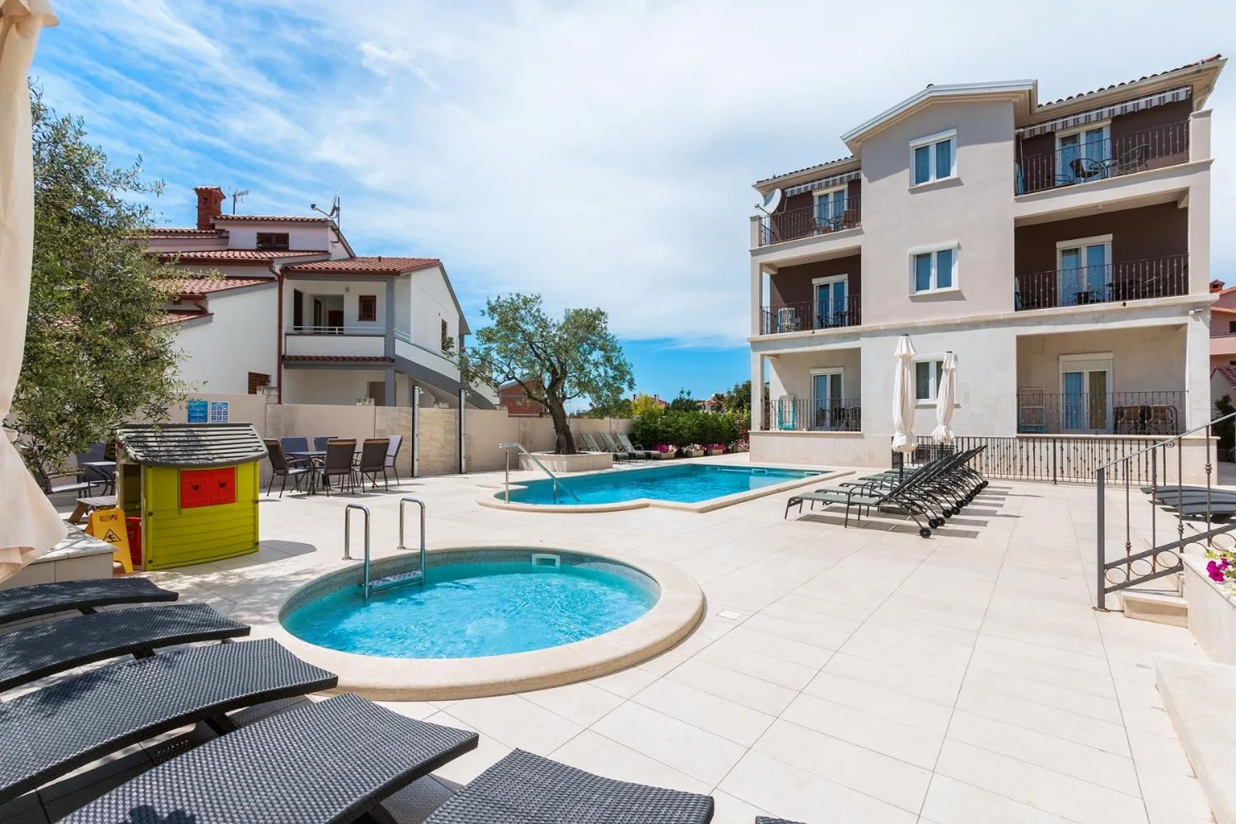 Swimming pool in Apartments Villa Nina