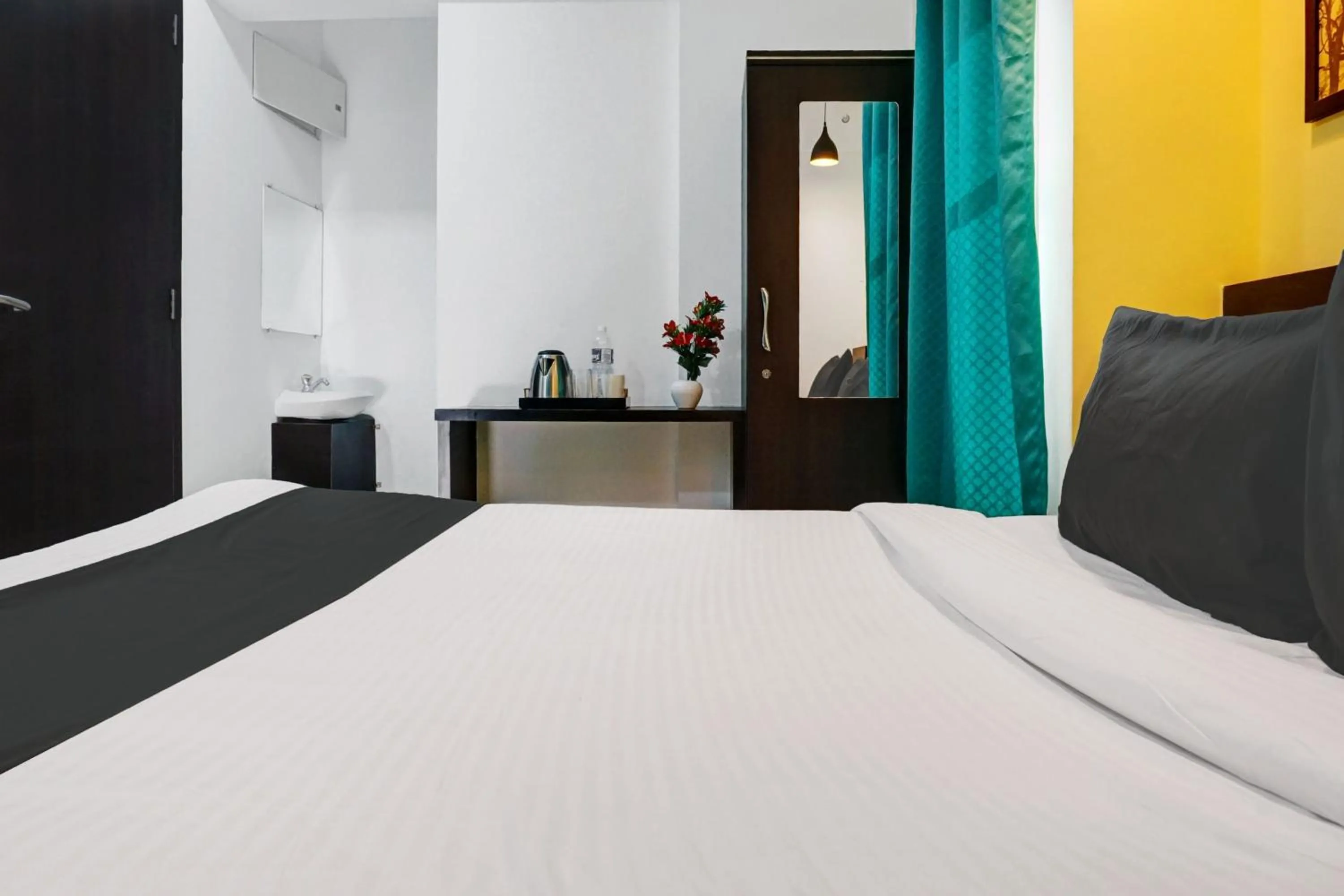 Bedroom, Bed in Super Aarambh Exotica