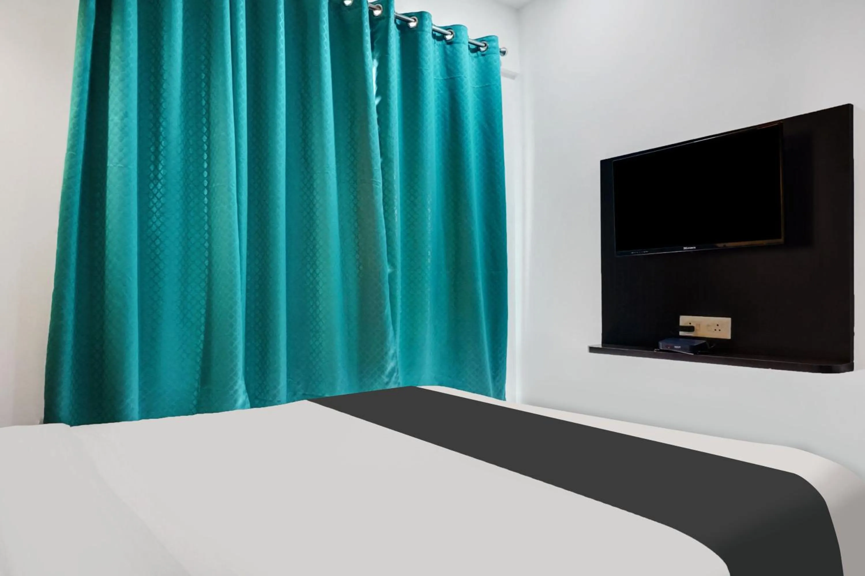 Facade/entrance, Bed in Super Aarambh Exotica