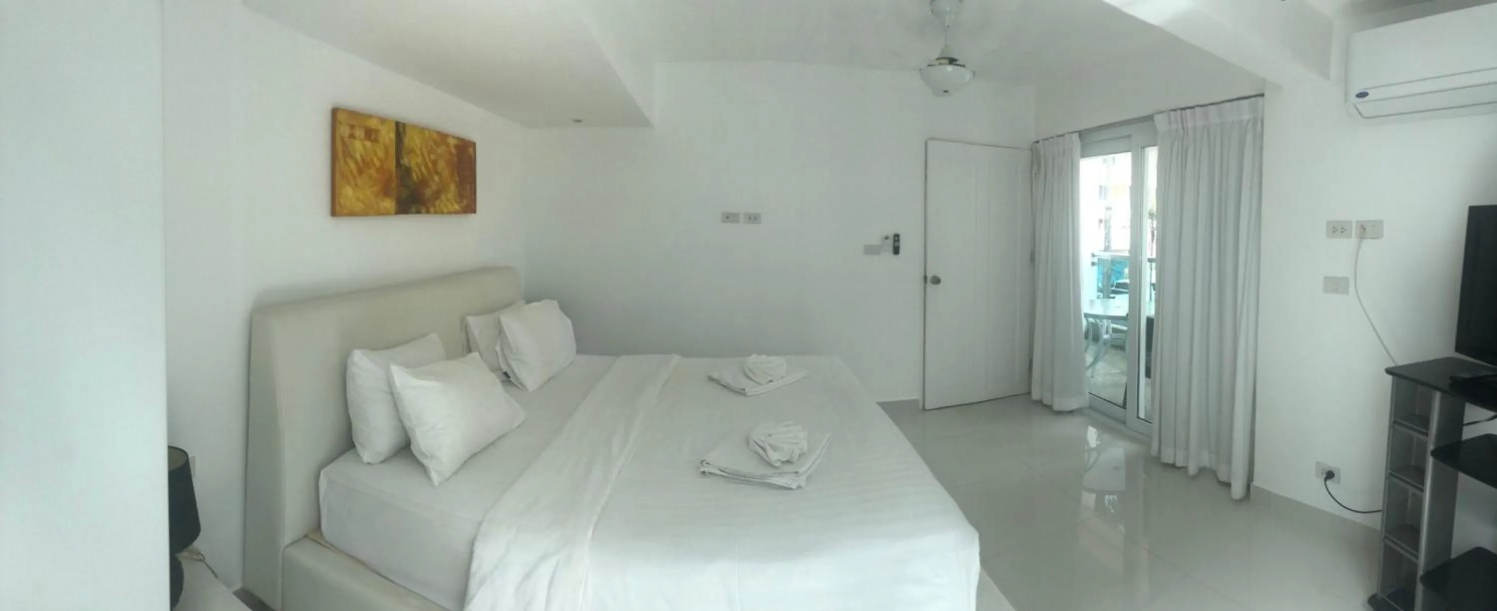 Bedroom, Bed in Siam Palm Residence