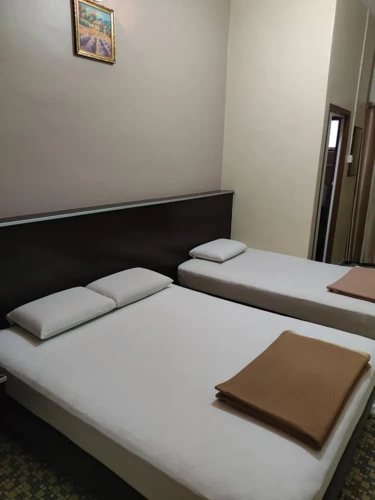 Bedroom, Bed in Marina Hotel Kemaman