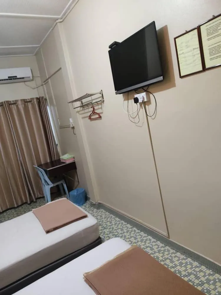 Bedroom, Bed in Marina Hotel Kemaman