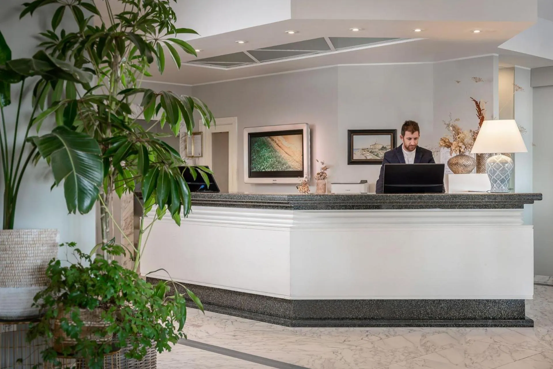 Lobby or reception in Hotel Villa Rosa Riviera