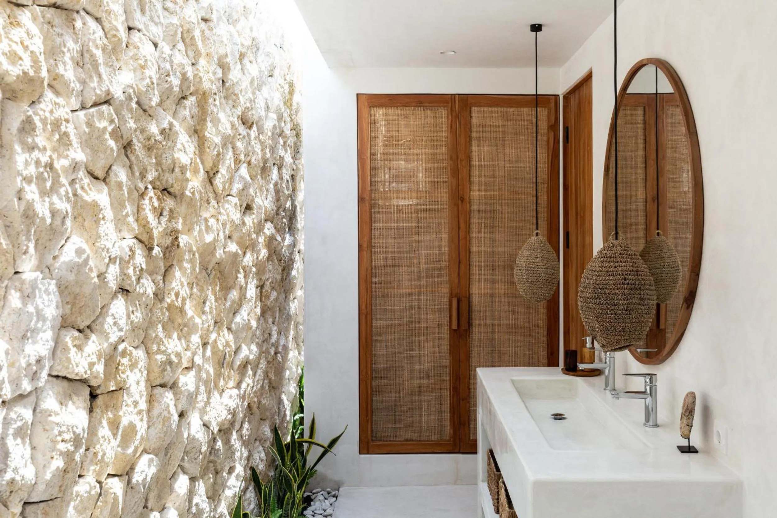 Bathroom in Las Lunas Villas Canggu