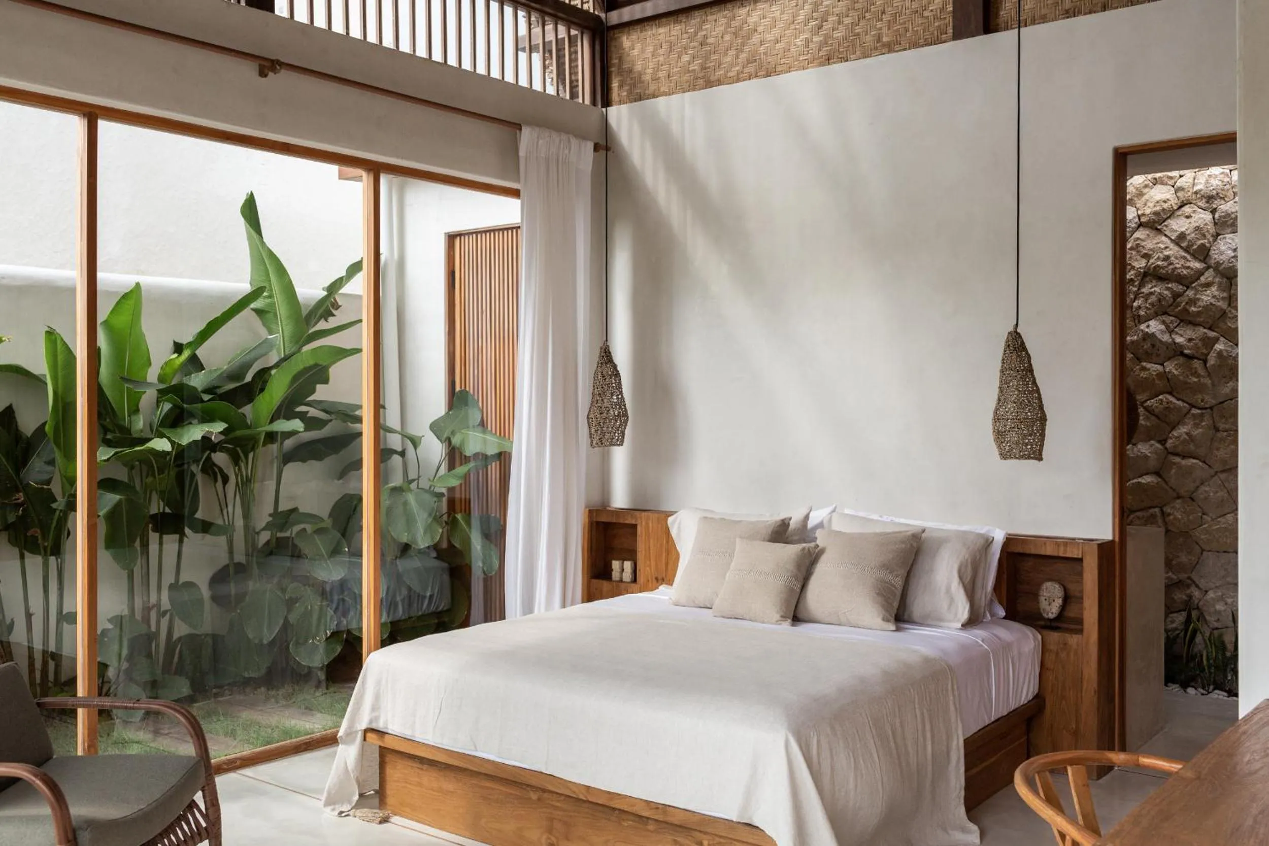 Bed in Las Lunas Villas Canggu