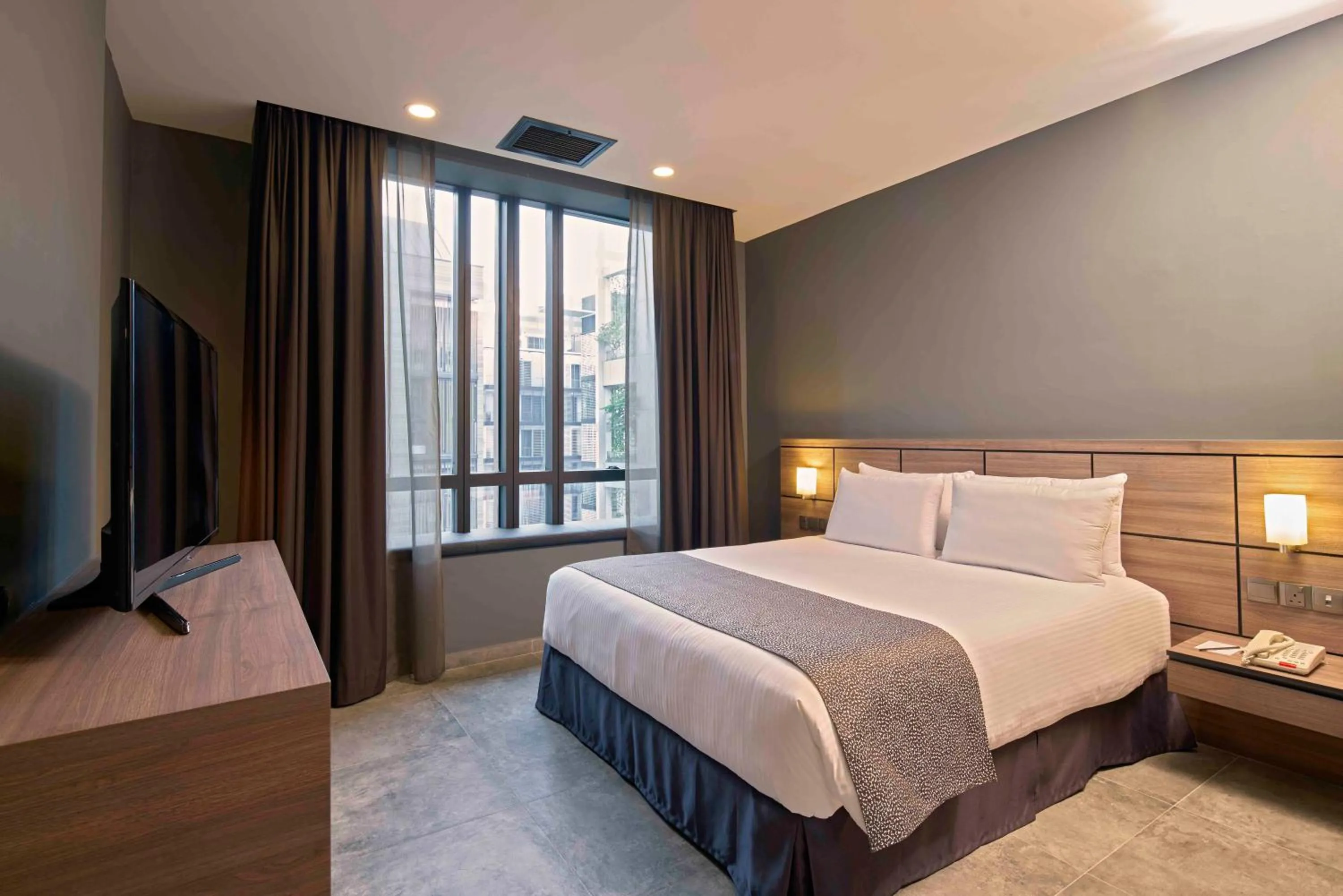 Bedroom, Bed in Orchard Grand Court