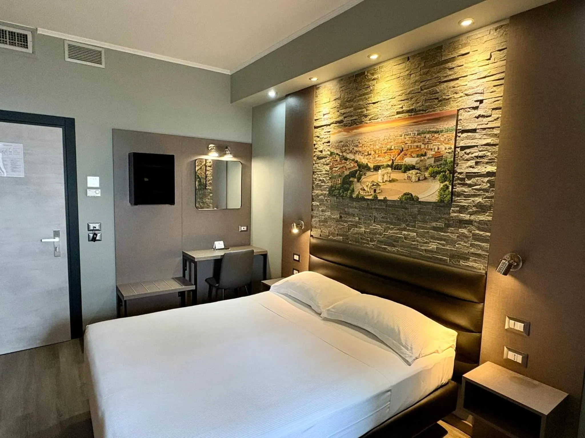 Bedroom, Bed in Hotel Perugino