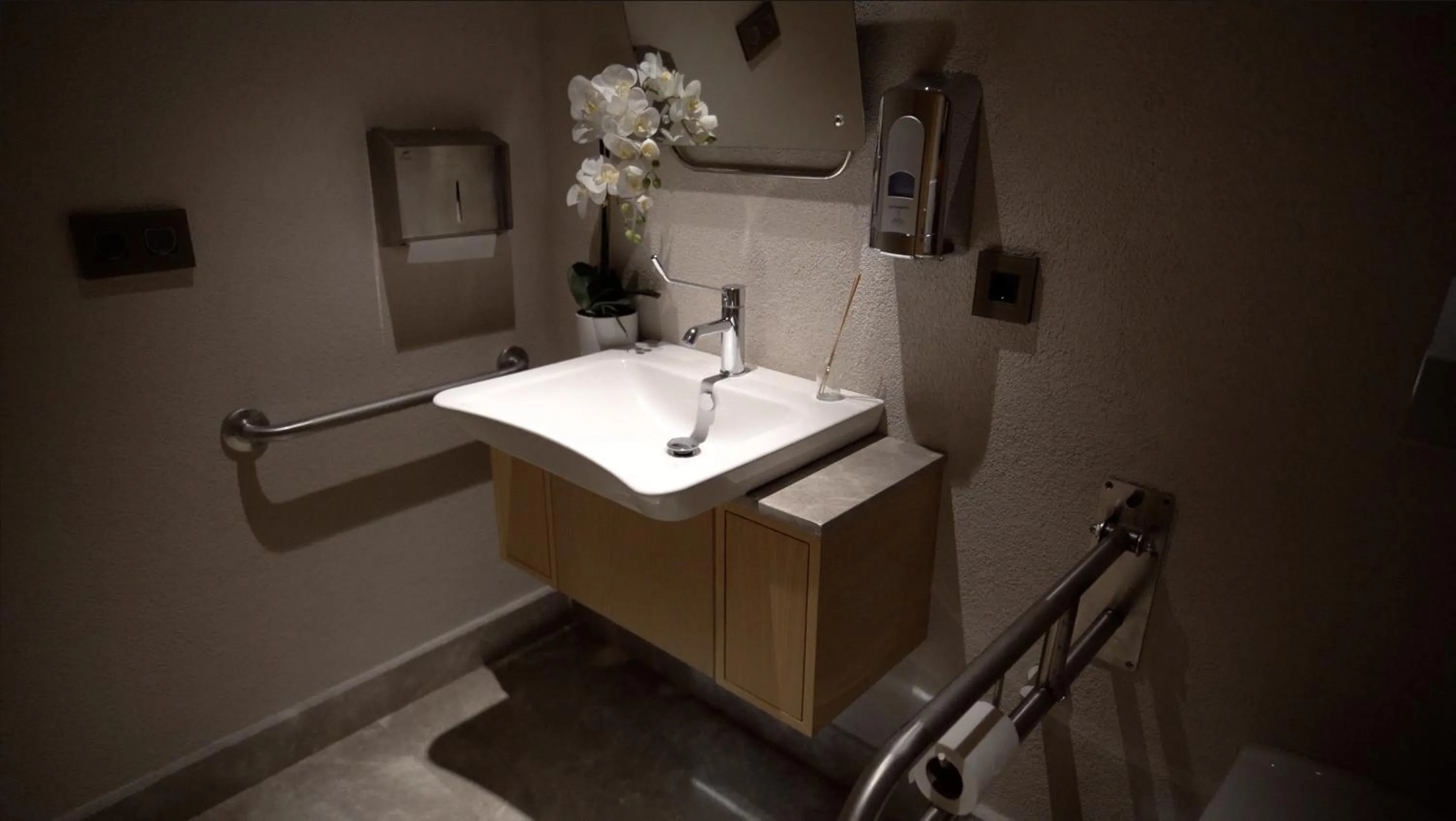 Bathroom in İnemare Hotel