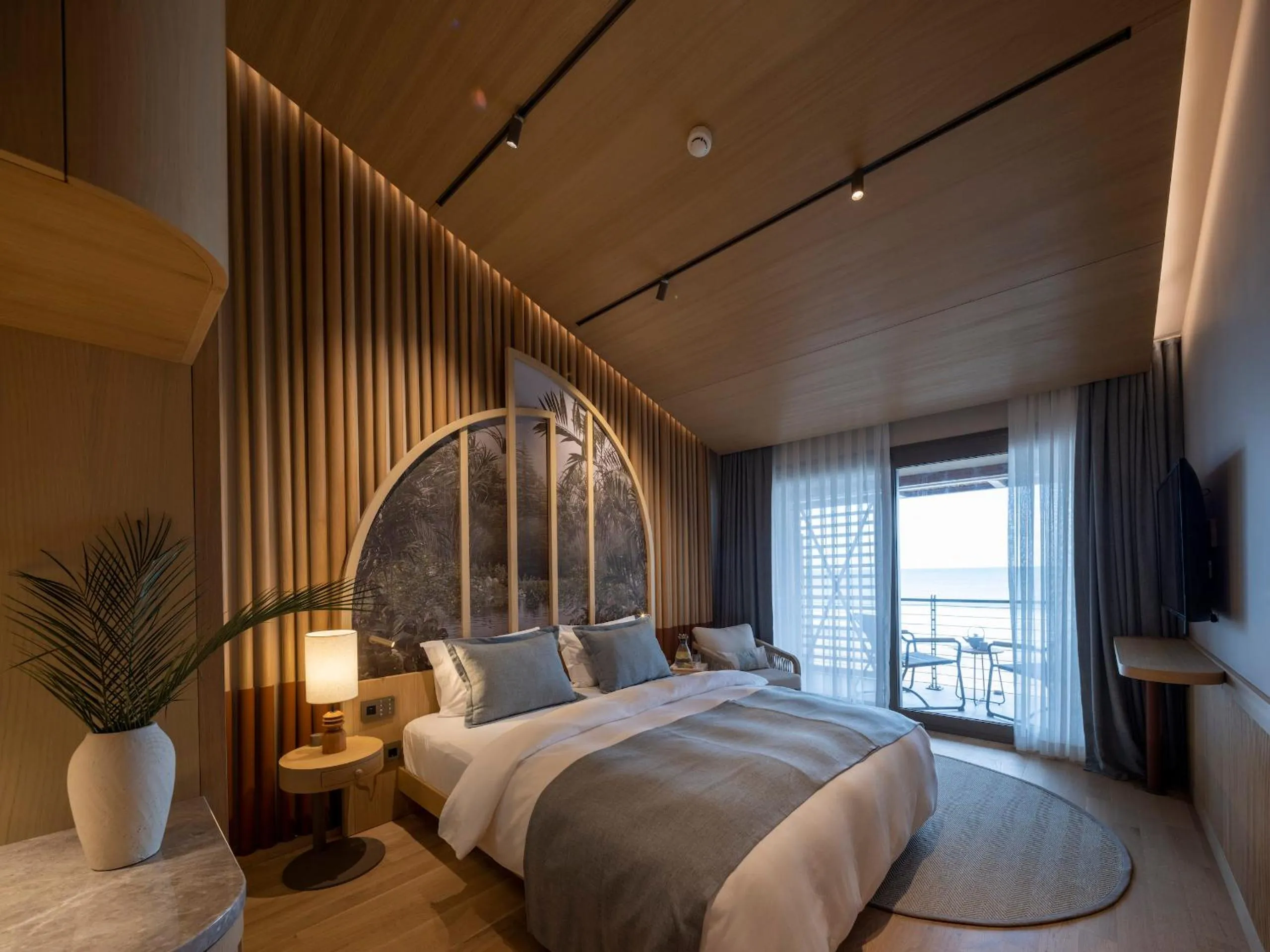 Decorative detail, Bed in İnemare Hotel