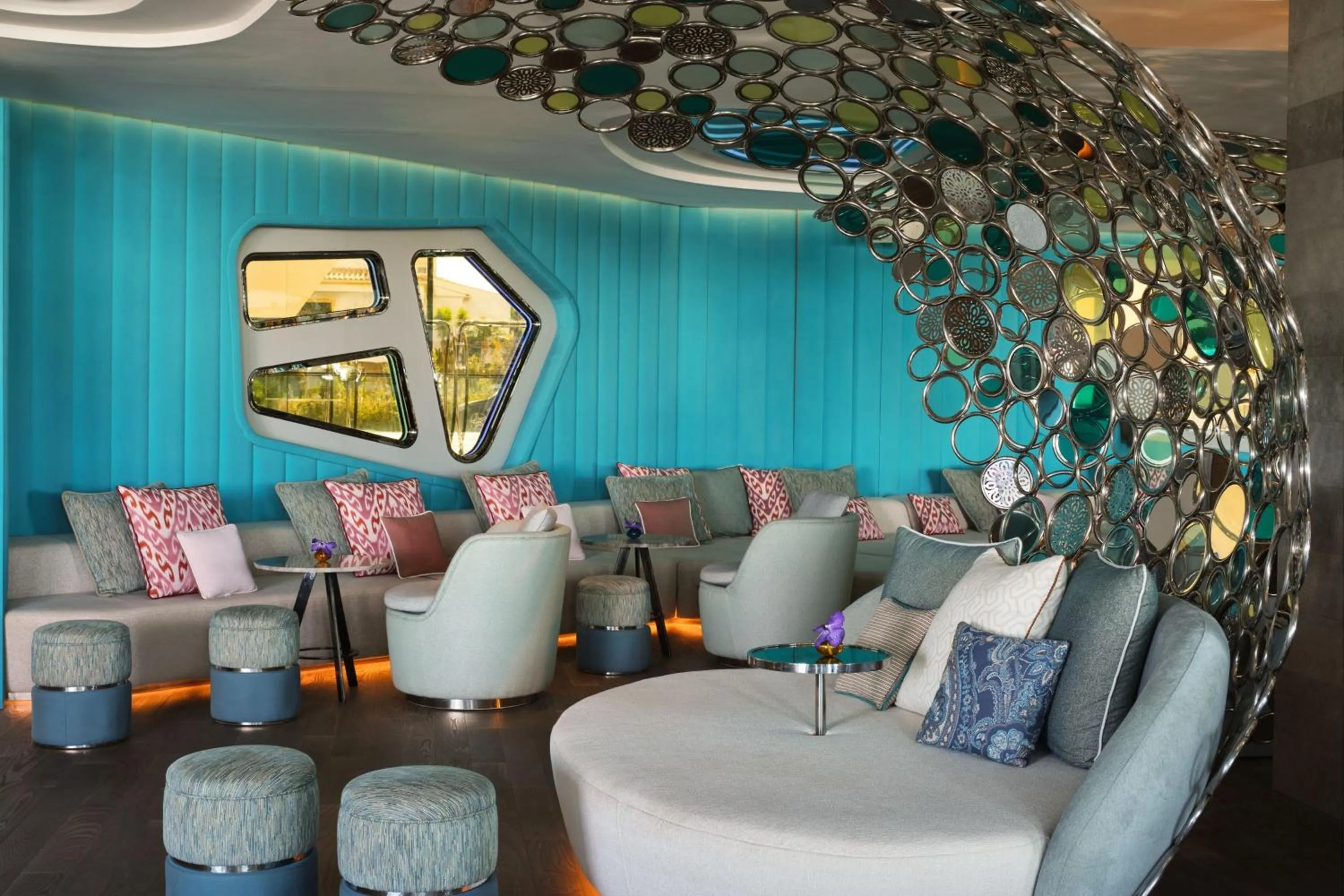 Lounge or bar in W Algarve