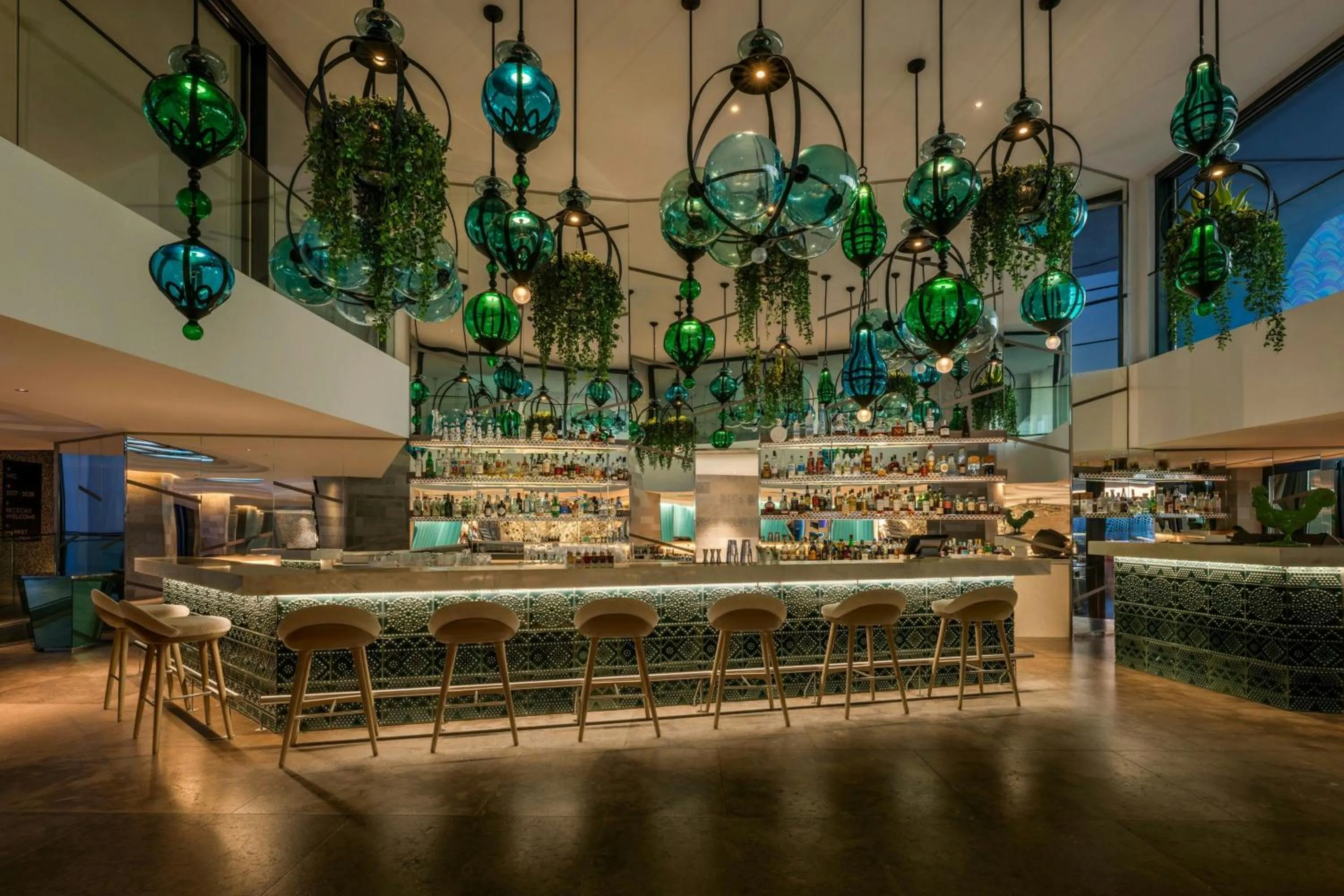 Lounge or bar in W Algarve