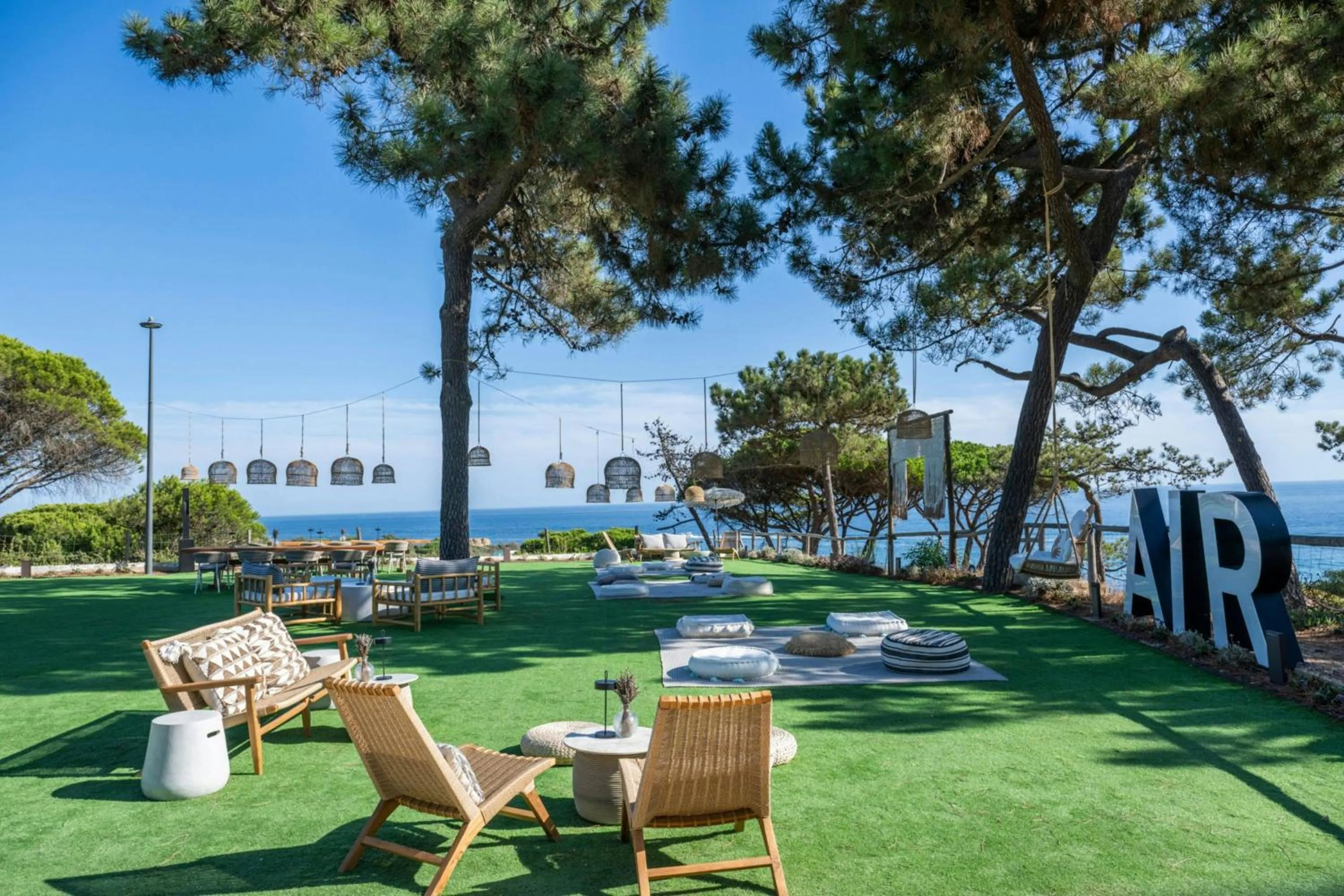 Restaurant/places to eat in W Residences Algarve