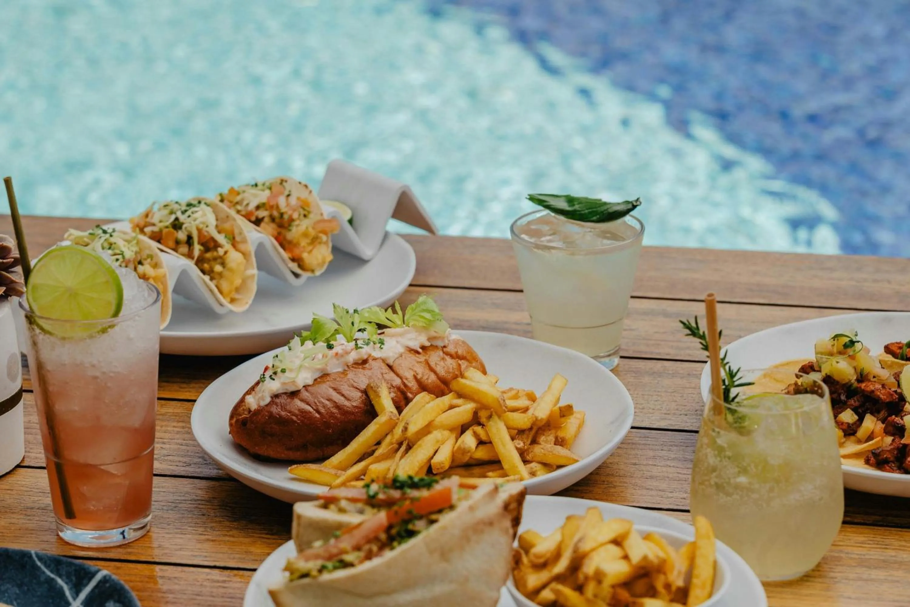 Restaurant/places to eat in W Residences Algarve