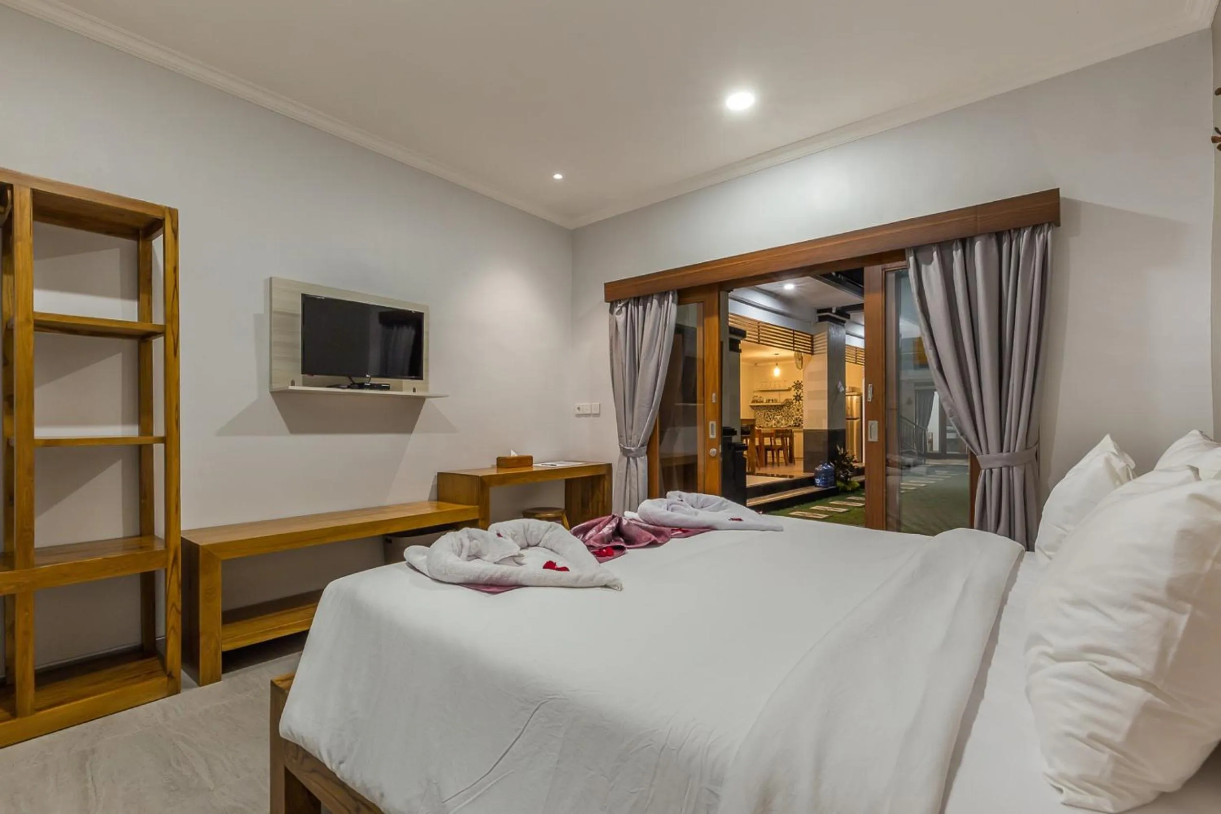 Photo of the whole room, Bed in Ayuna Suites Canggu