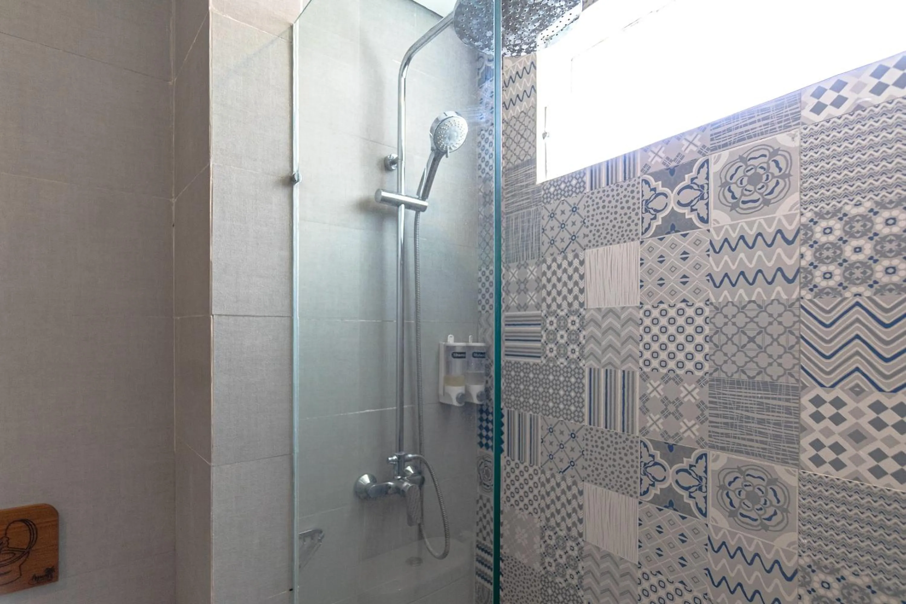 Shower in Ayuna Suites Canggu