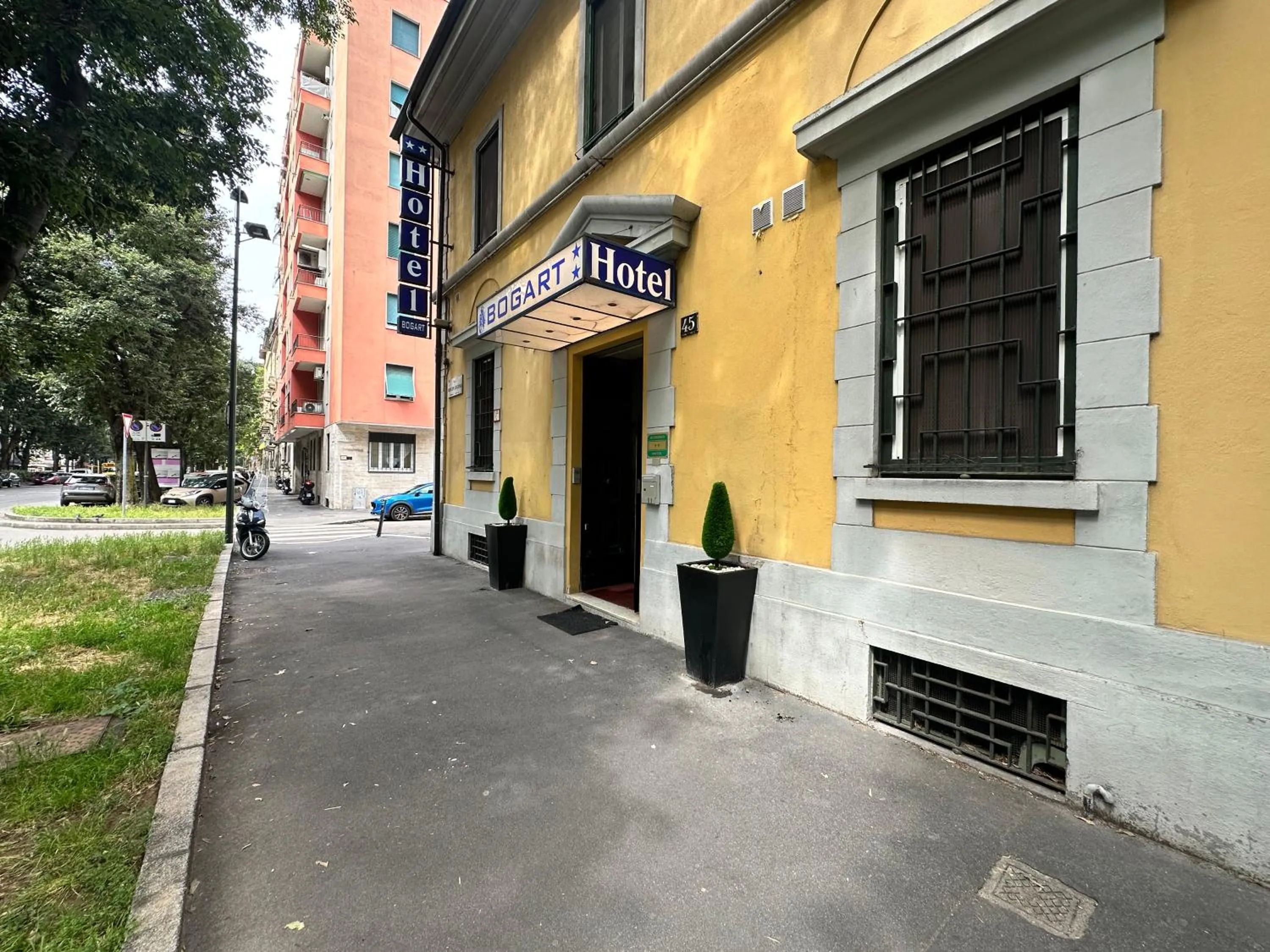 Property building in Hotel Bogart Milano
