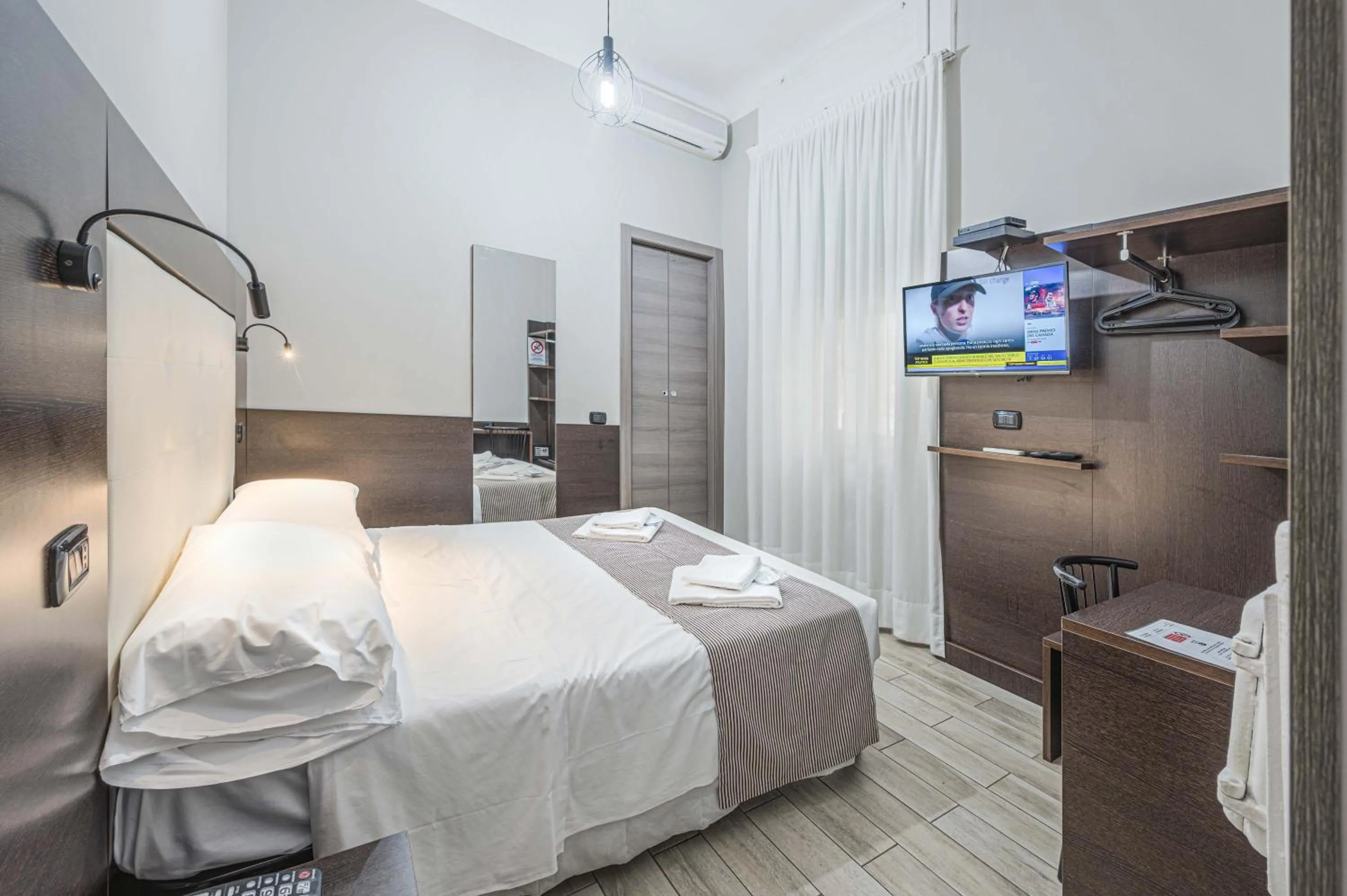 Bed in Hotel Bogart Milano