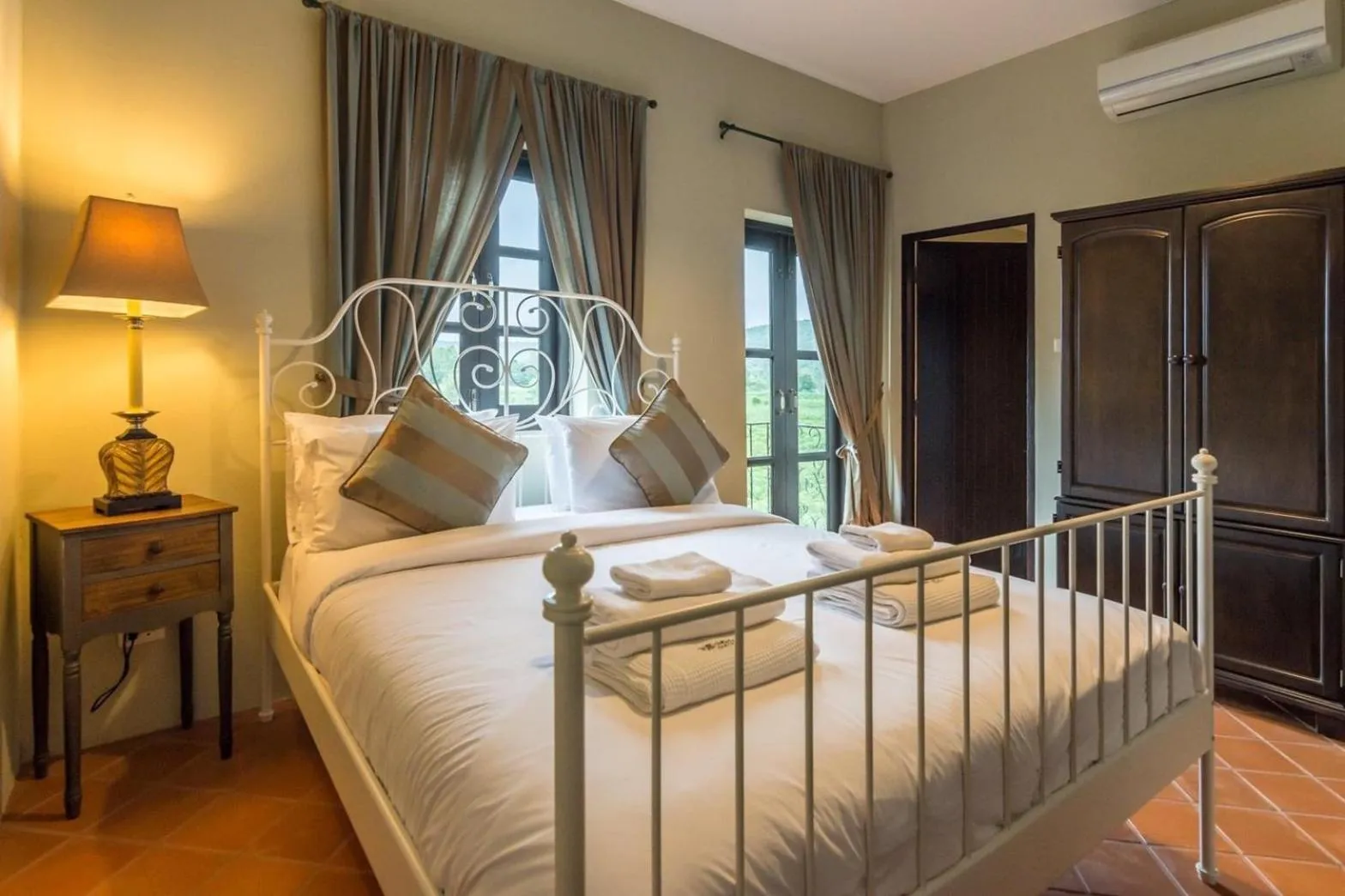 Bed in Villa Malinee Khao Yai 6 Bedrooms Italian Private Villa