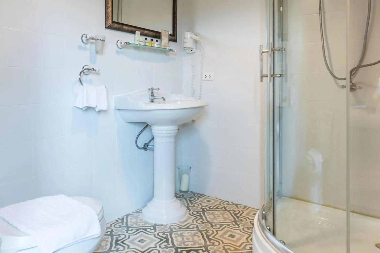 Villa Malinee Khao Yai 6 Bedrooms Italian Private Villa