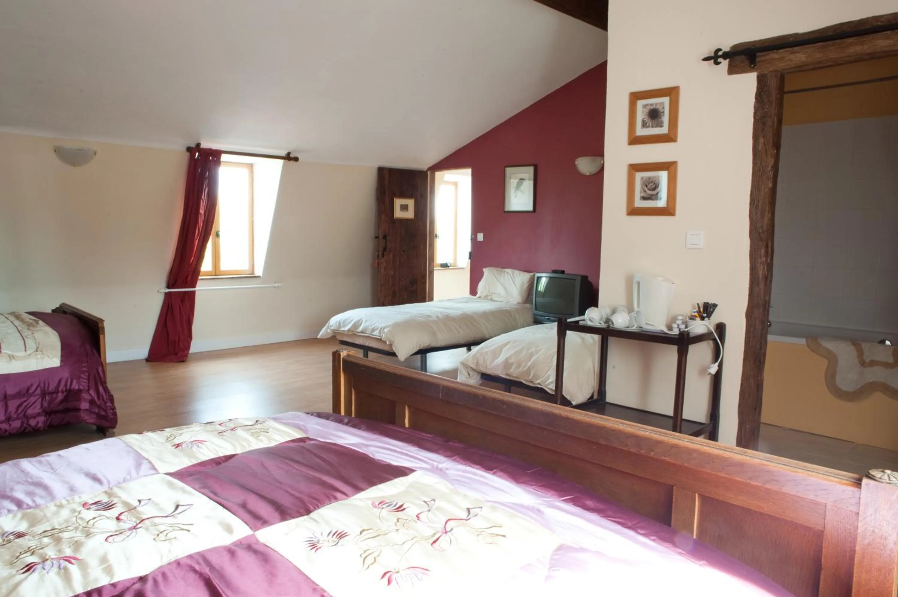 Photo of the whole room, Bed in L'Ancien Presbytère Chambres D'hote ou Gite