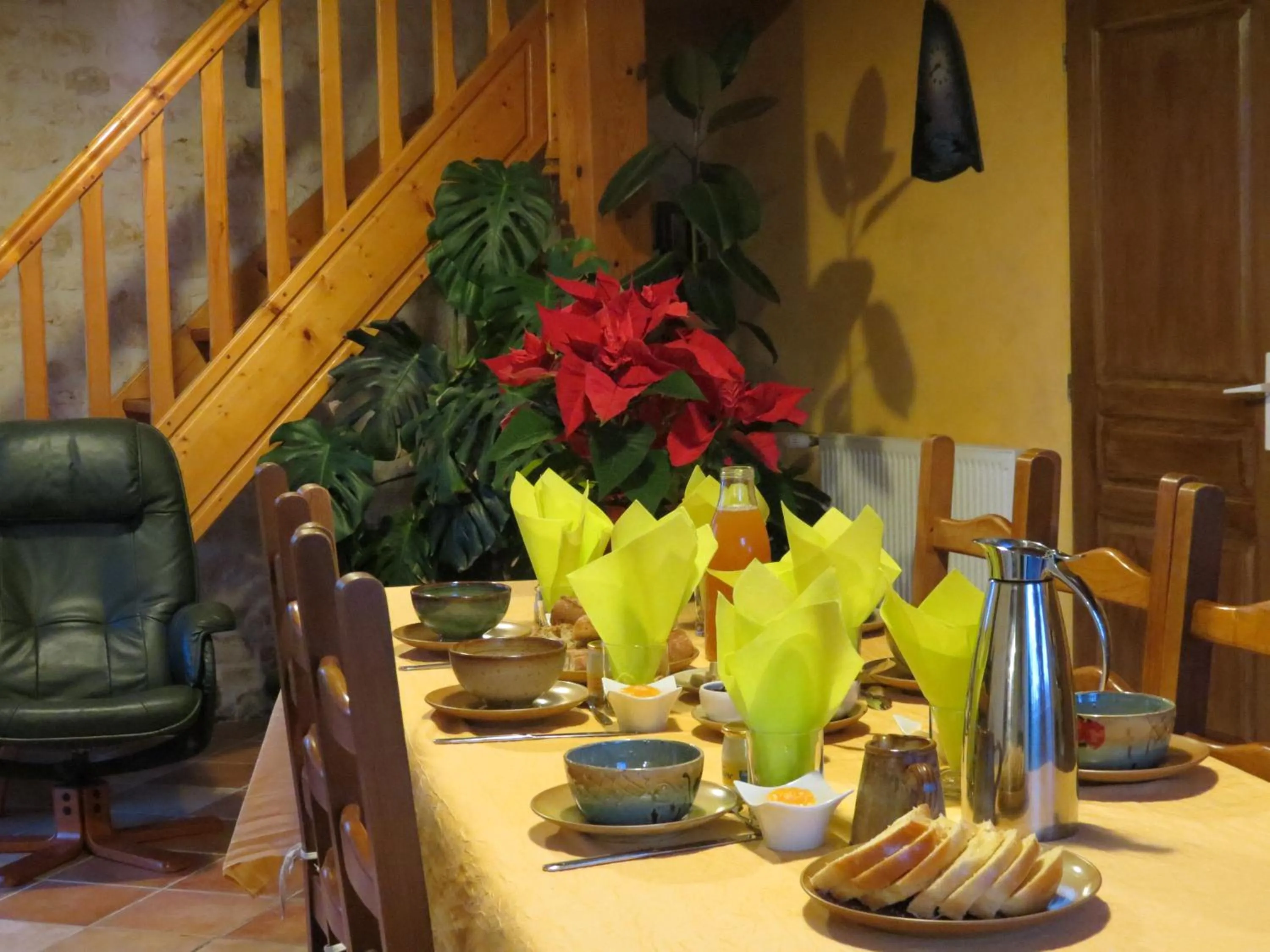 Breakfast in L'Aubinoise