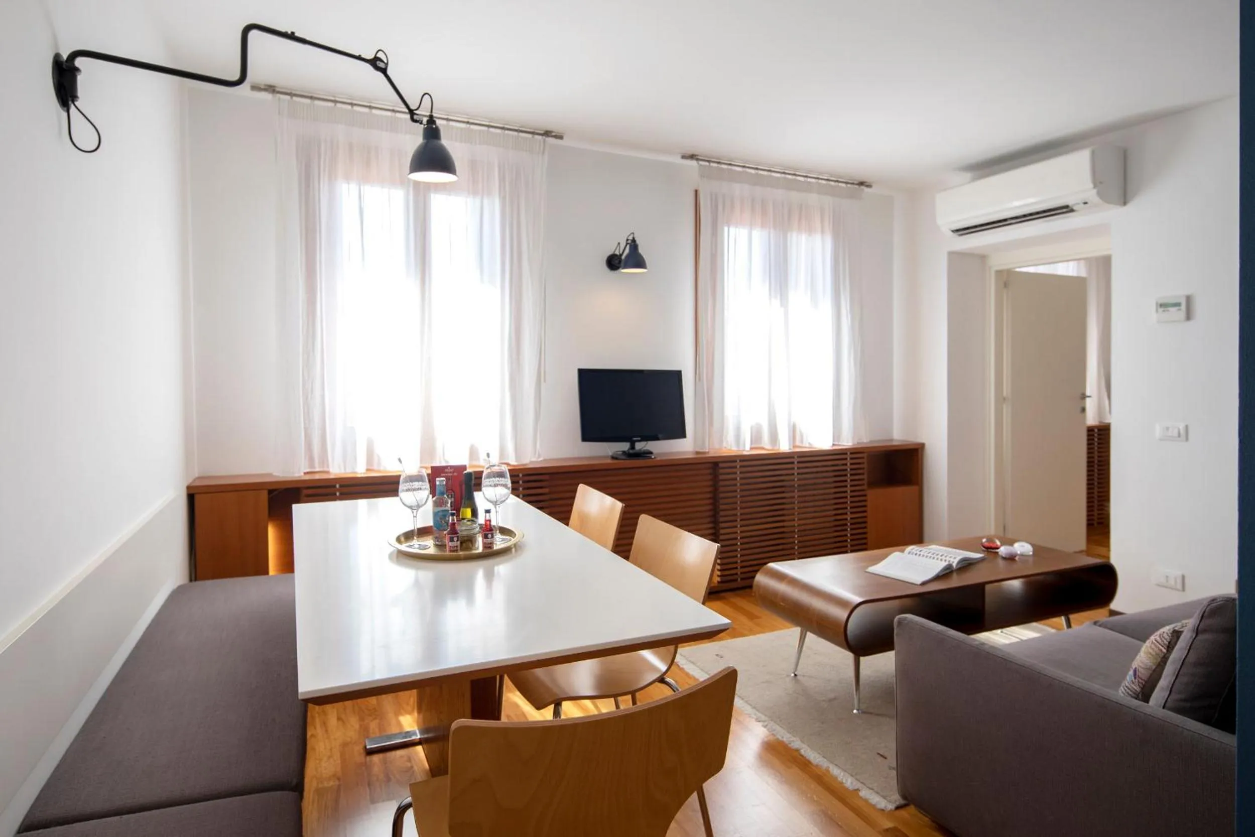 Communal lounge/ TV room in Ca' della Scimmia - Rialto - Venice