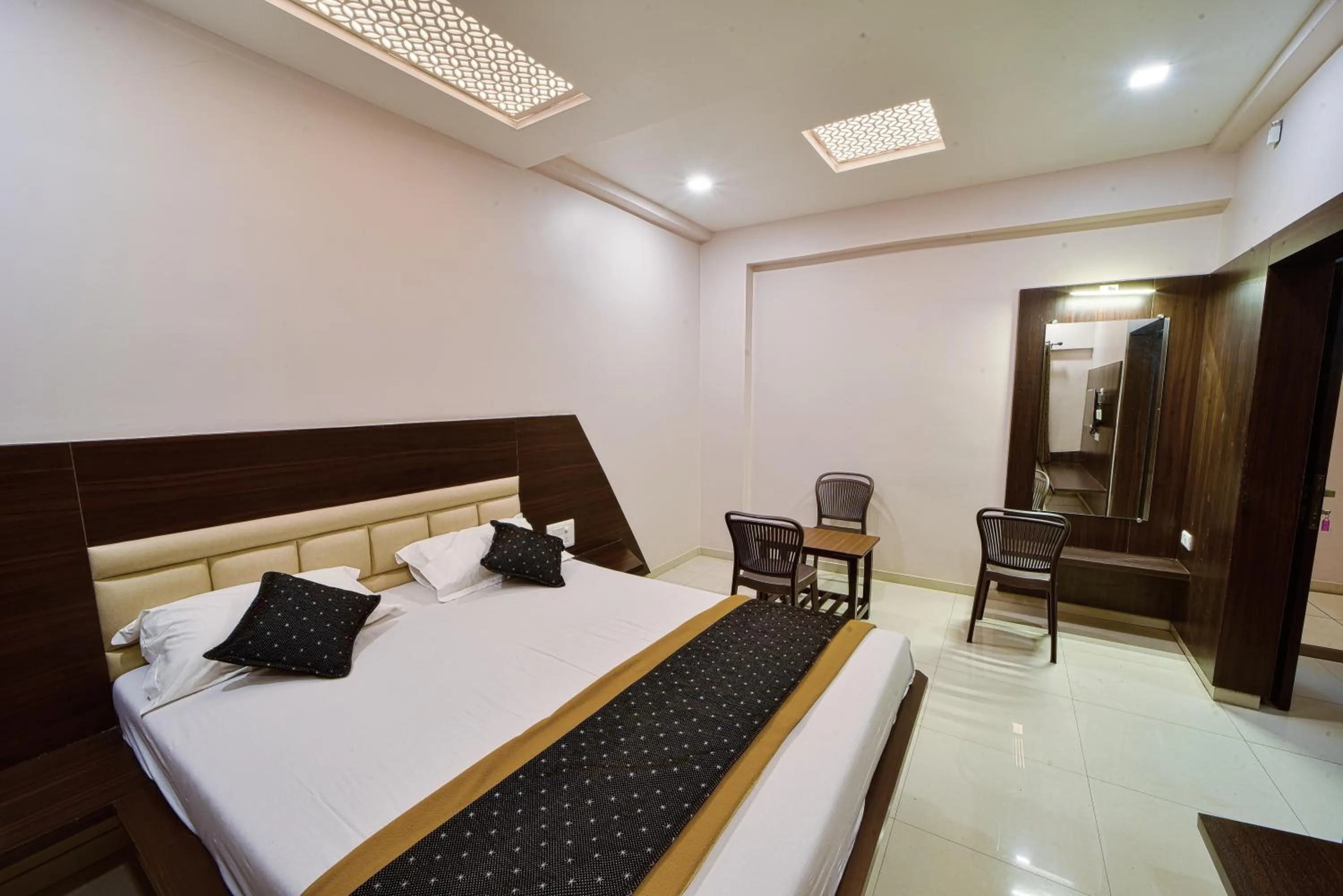 Hotel Shree Annapurana, Kolhapur Panhala Road
