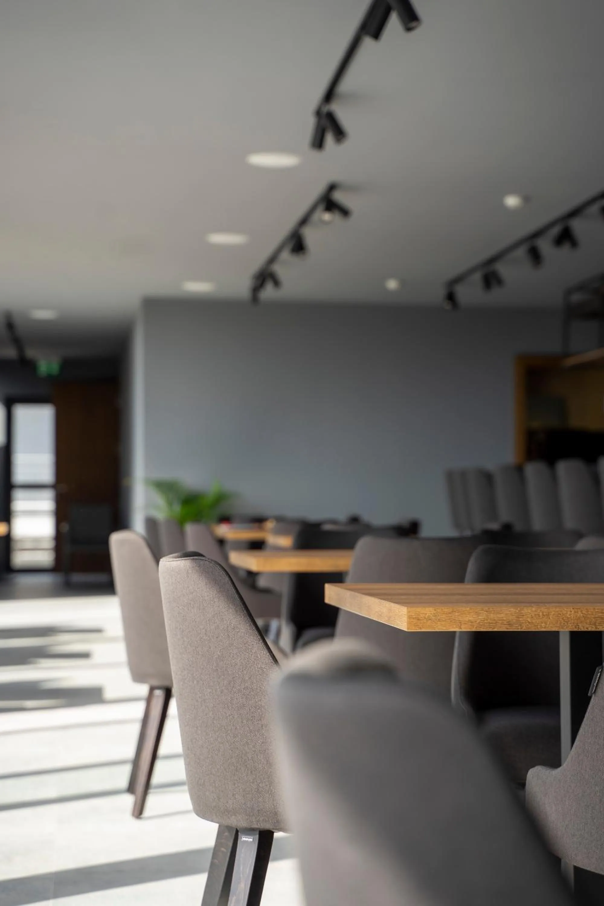 Restaurant/places to eat in Moro Inn