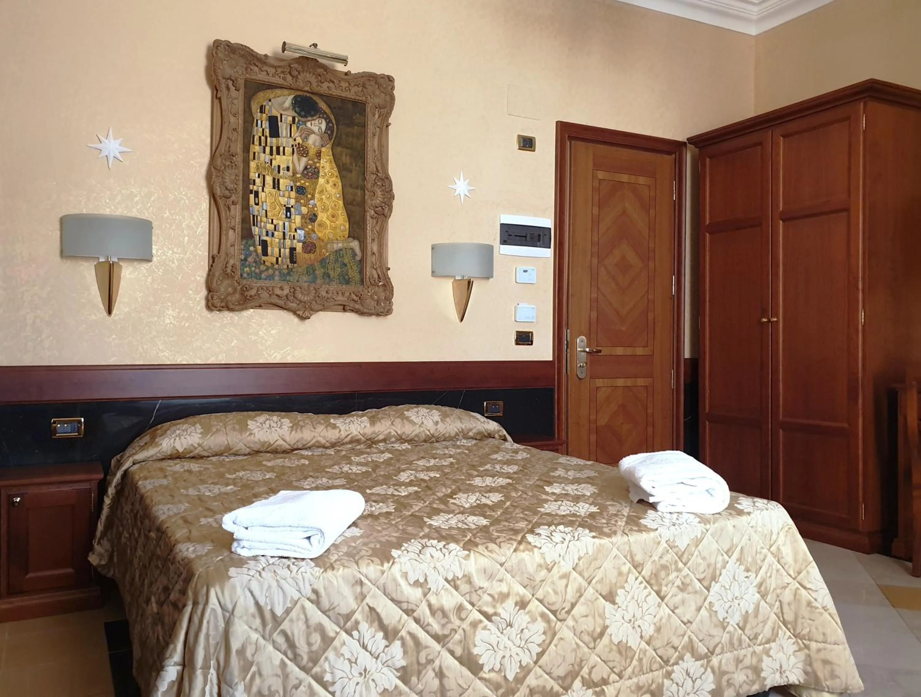 Bed in Hotel Bolivar