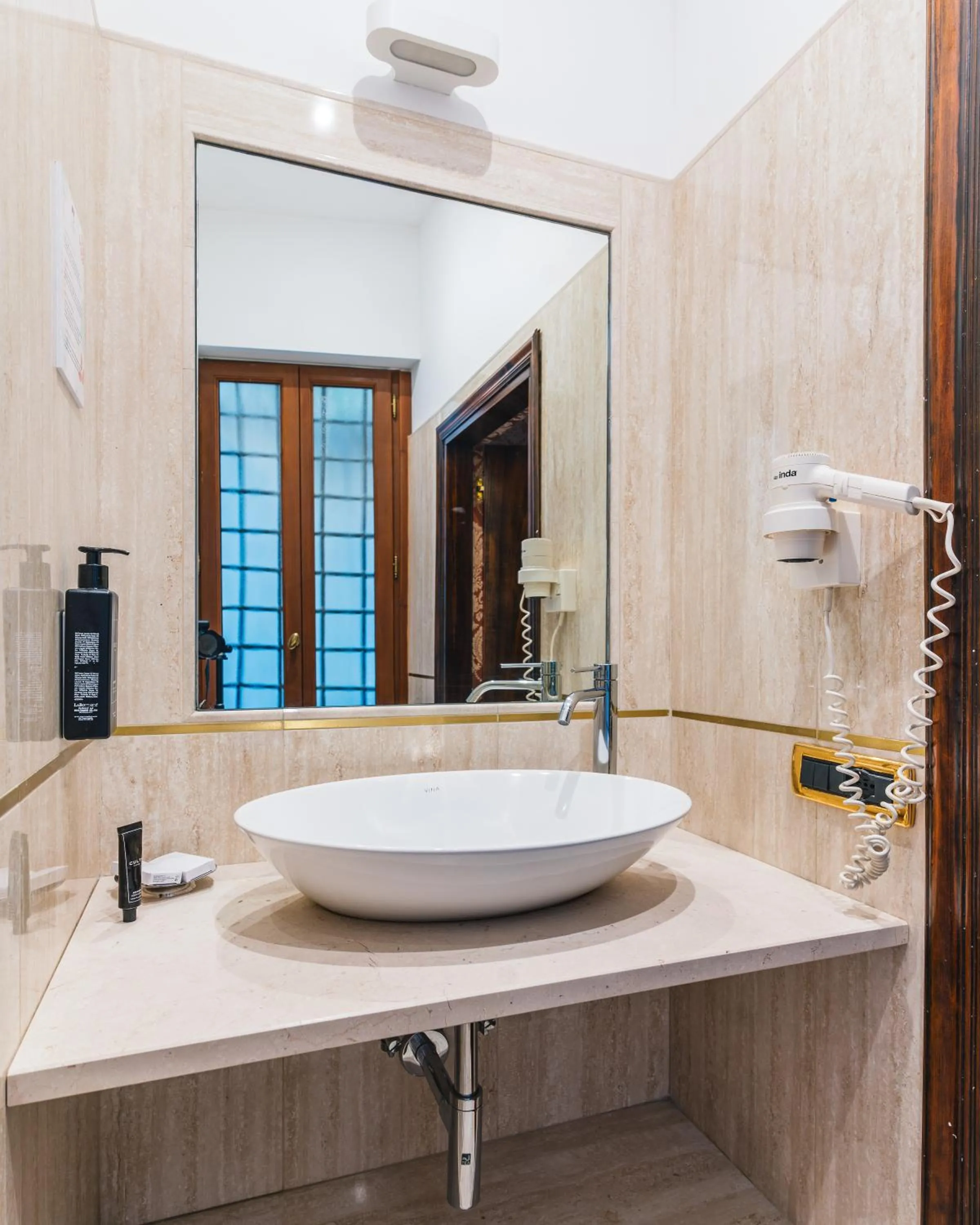 Bathroom in Ca' Amadi