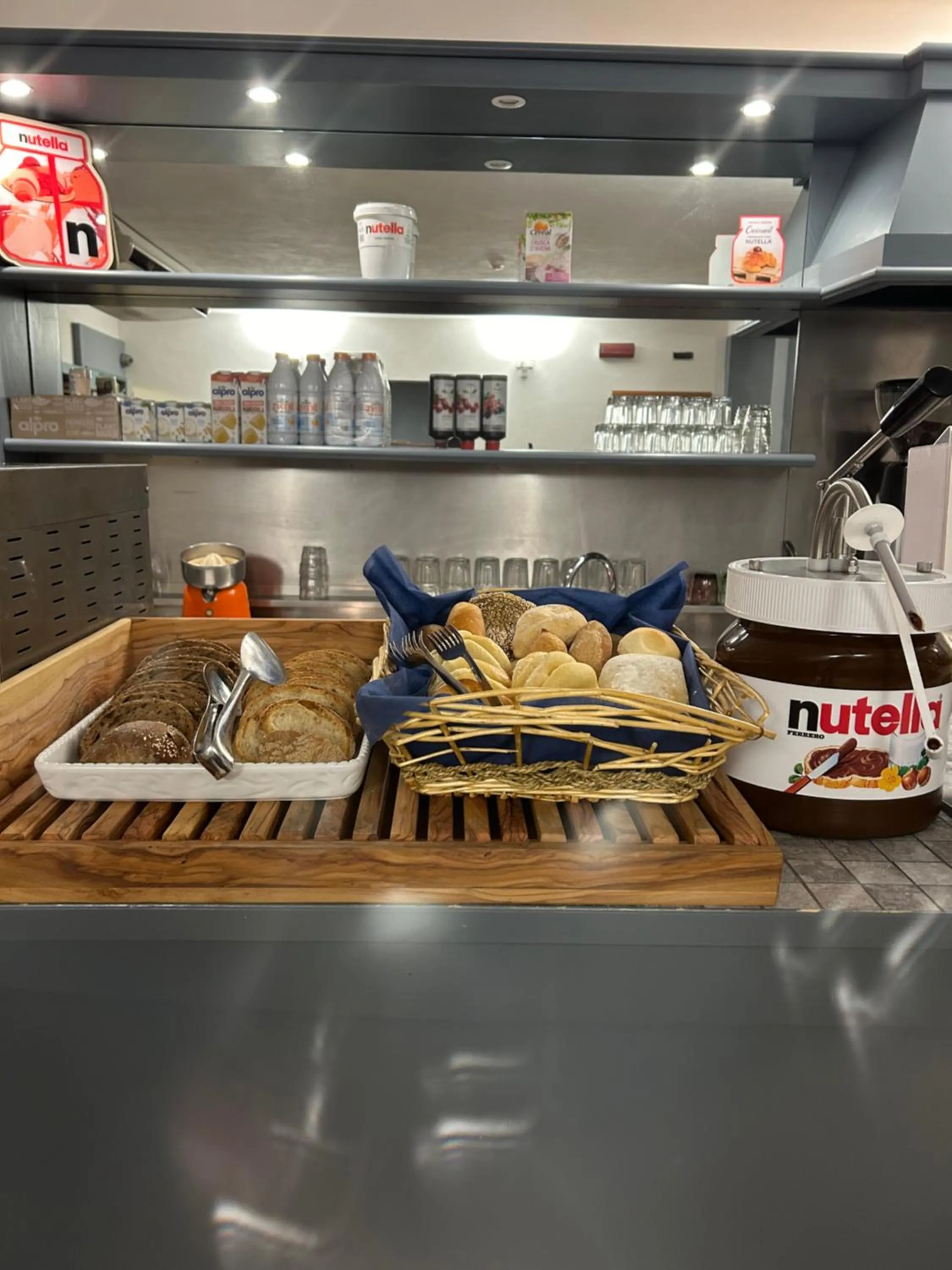 Food and drinks in Hotel Le Due Fontane