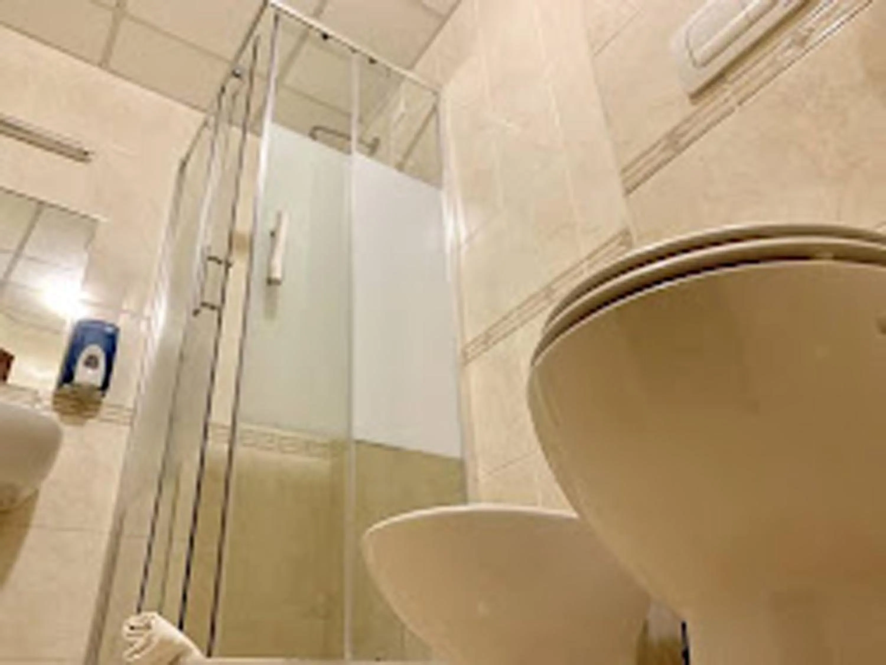 Bathroom in Hotel Alex Square