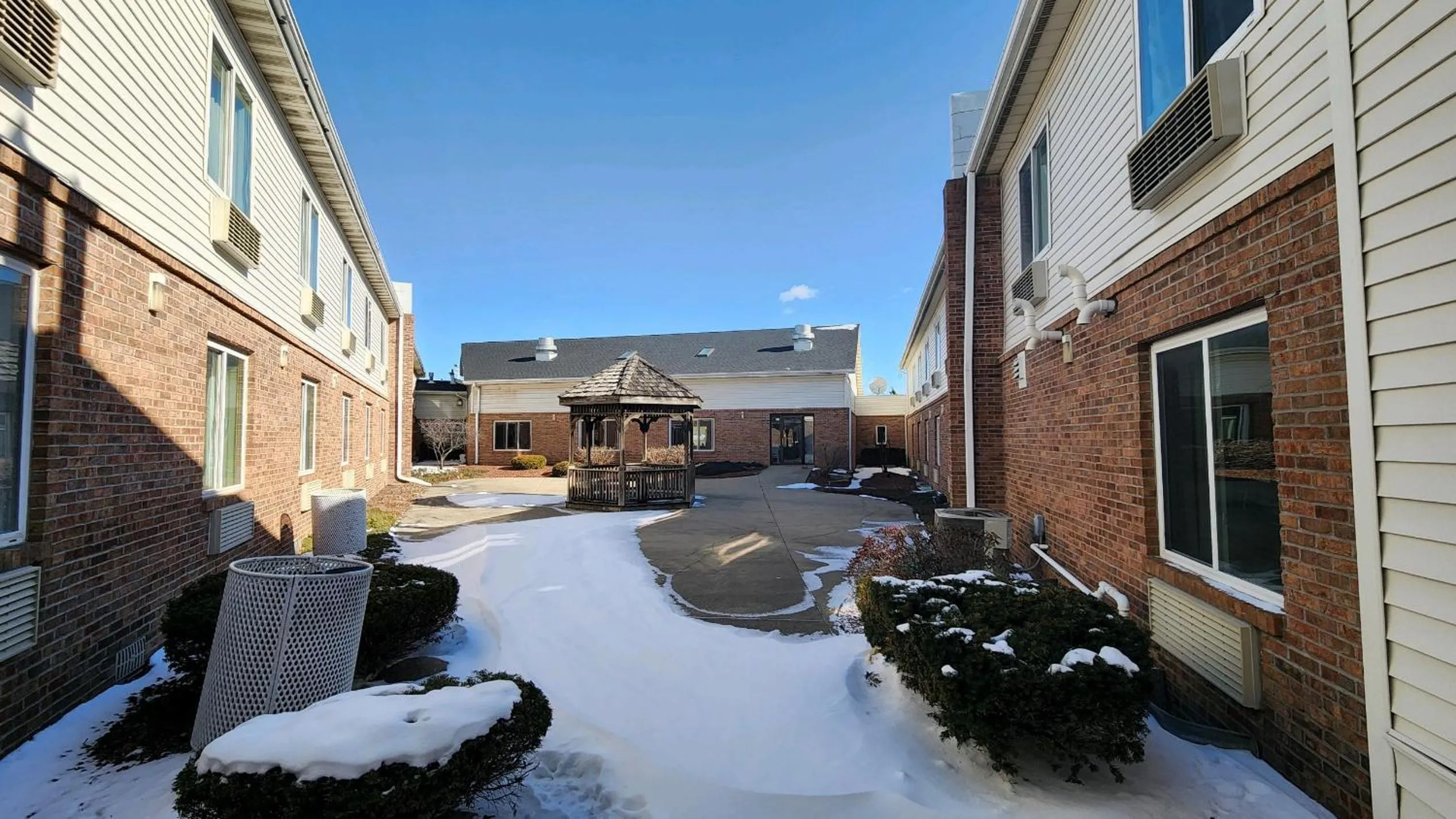 Balcony/Terrace in Studio 6 Altoona IA Des Moines East