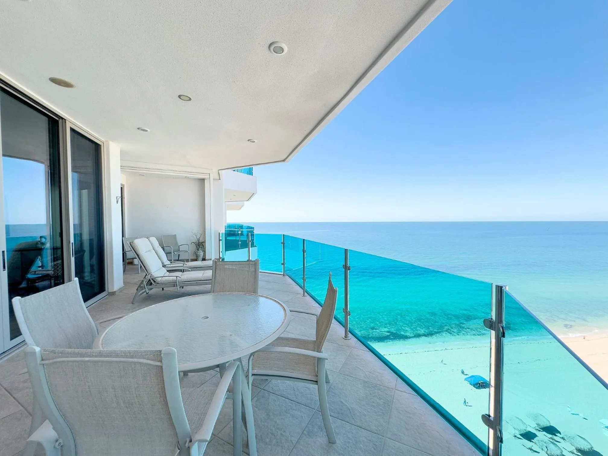 Balcony/Terrace in Esmeralda Beach Resort