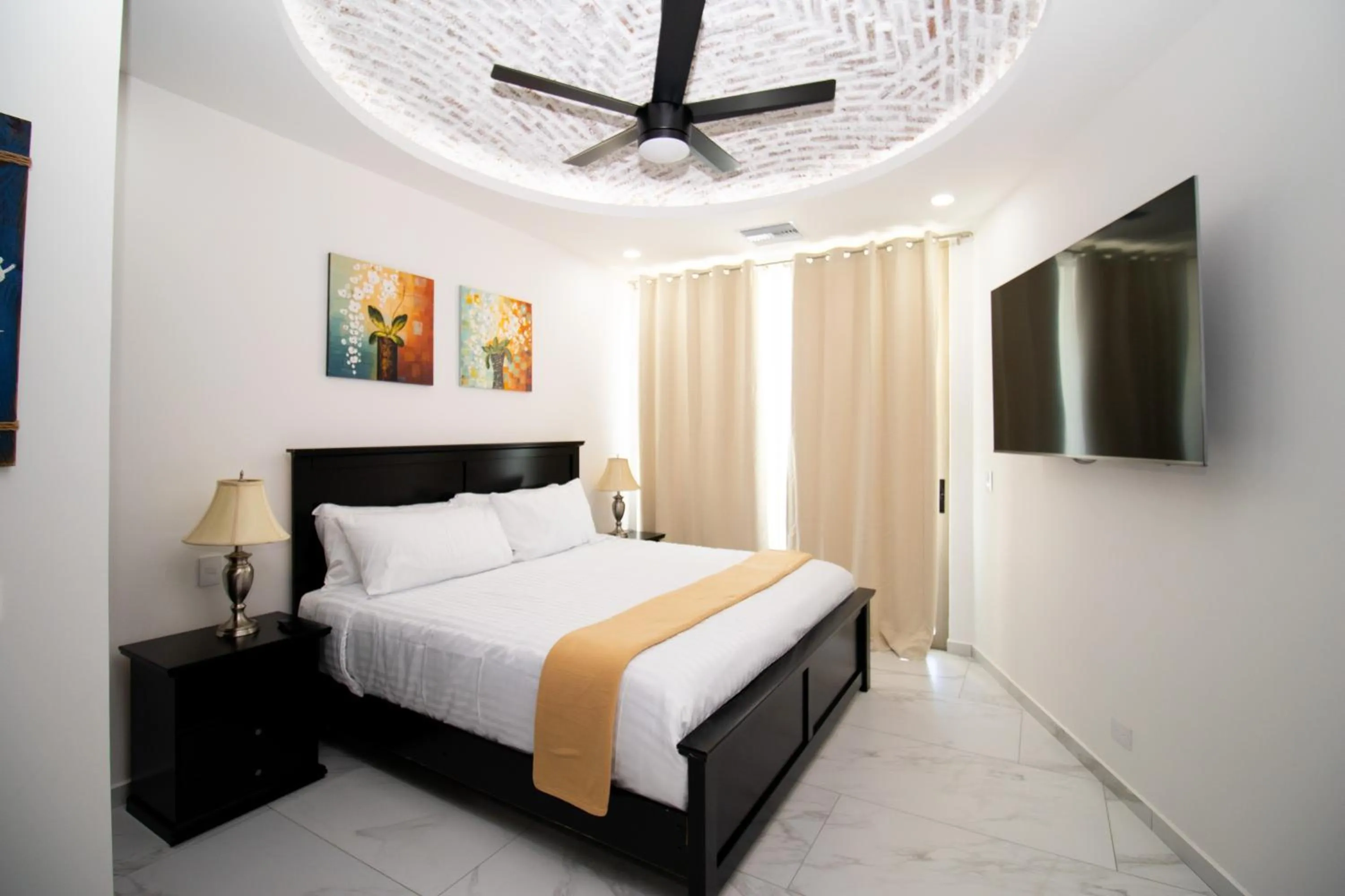 Bed in Esmeralda Beach Resort