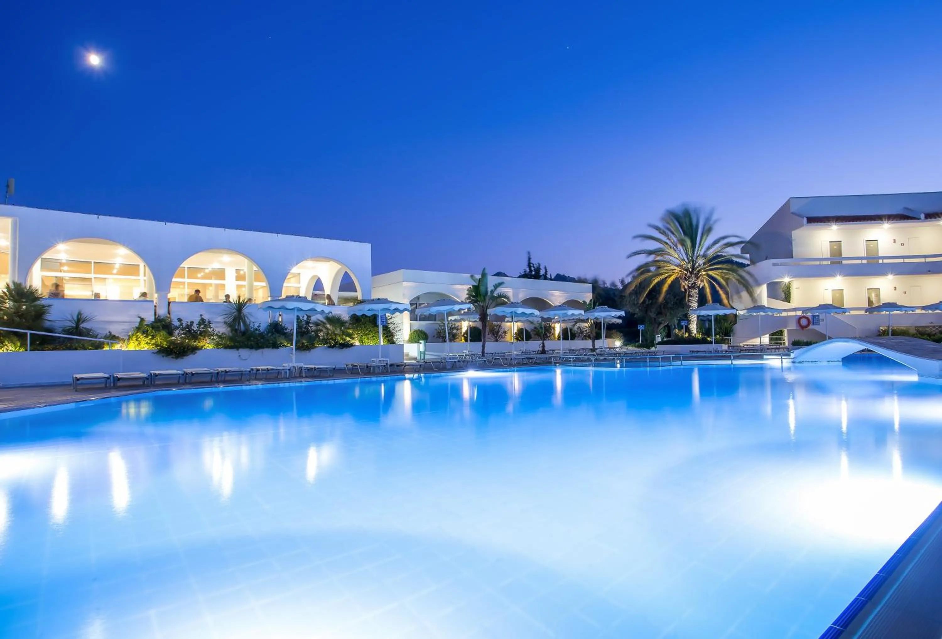 Pool view in Hotel Niriides Beach