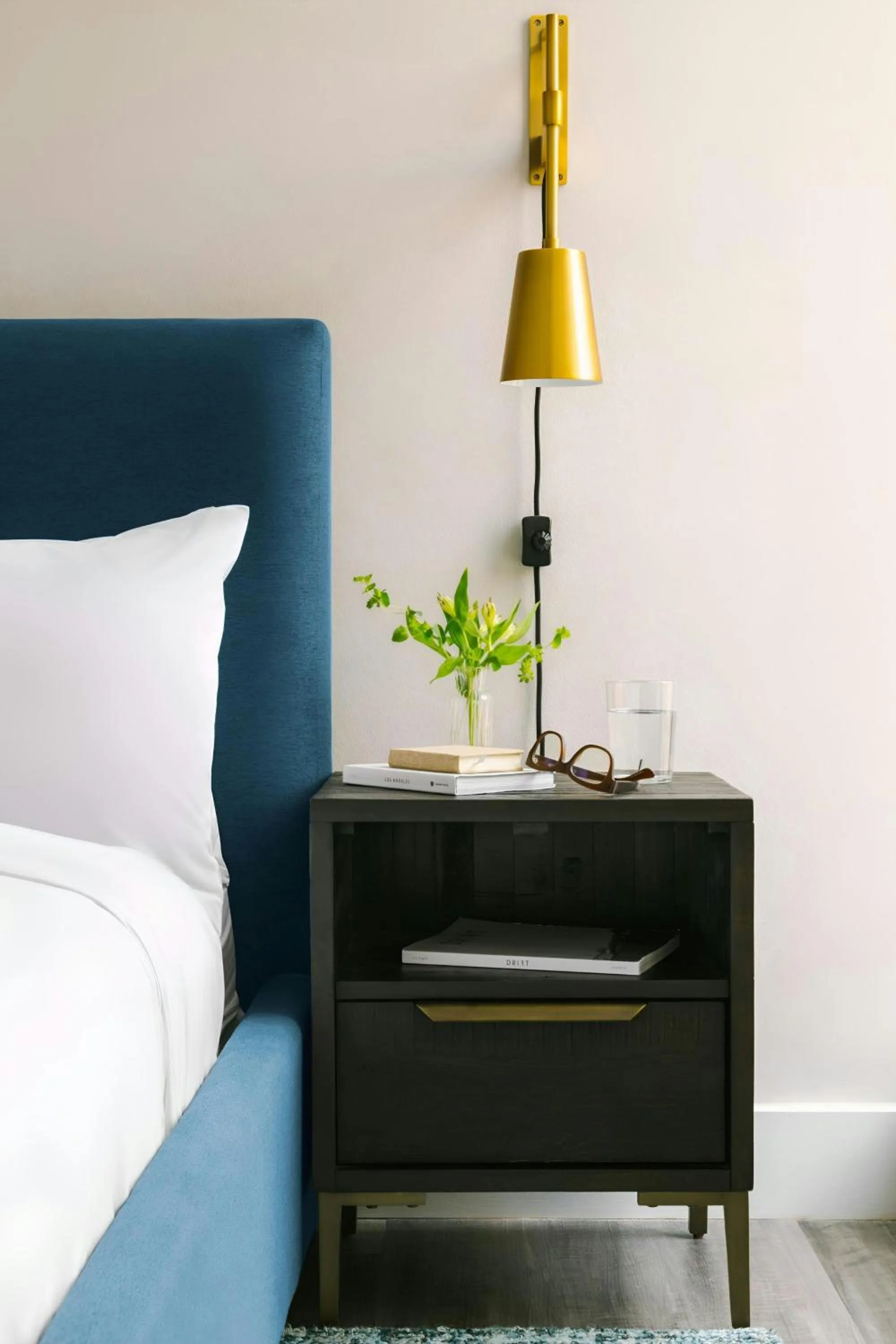 Bedroom, Bed in Sonder by Marriott Bonvoy Georgetown C&O Apartments Georgetown