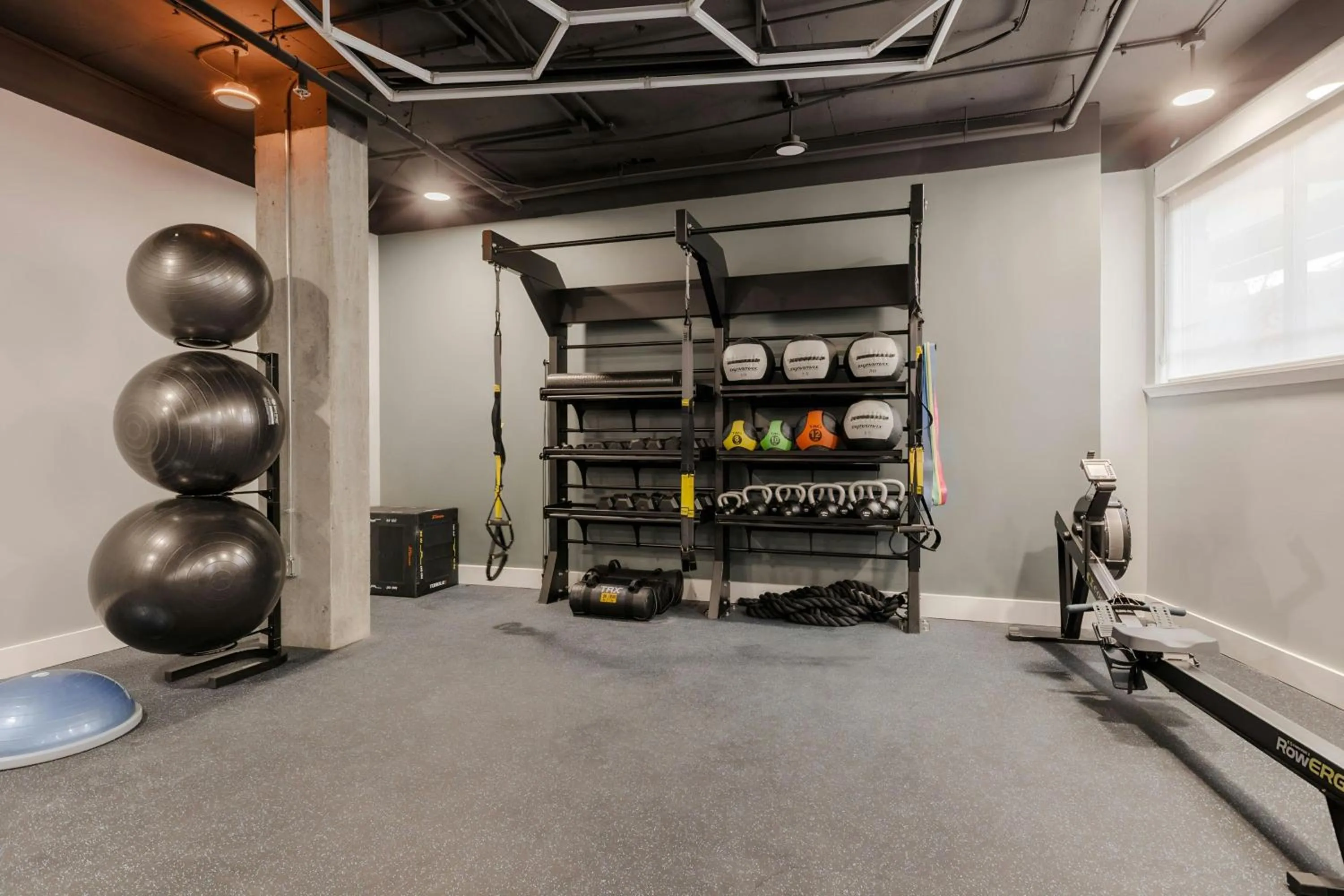 Fitness centre/facilities in Sonder by Marriott Bonvoy Georgetown C&O Apartments Georgetown