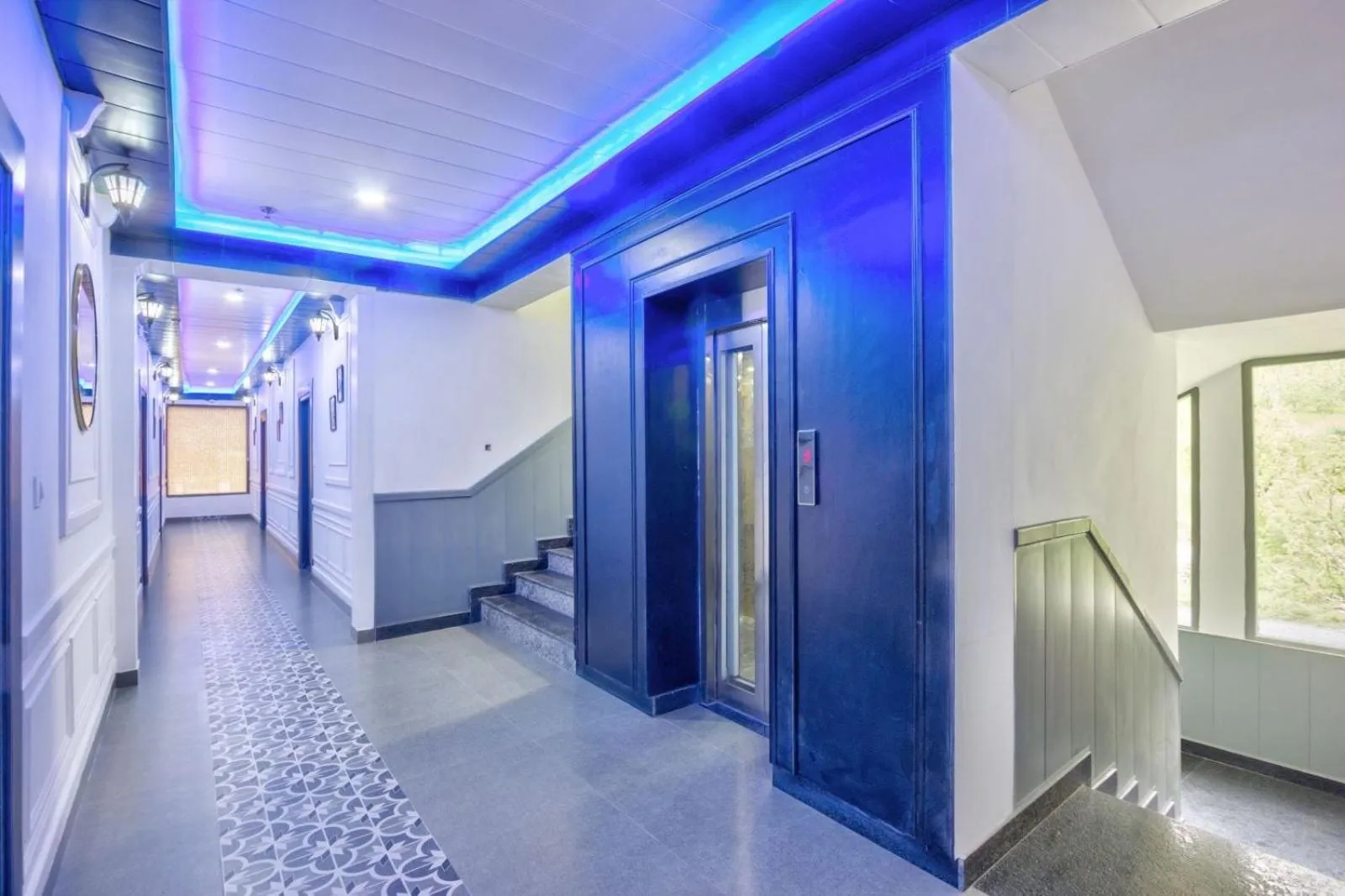 vella Marina Group of hotels Sol Resort Manali #Atithi Devo Bhava hotel in manali #Free Parking #Mall Road 500m#Mountain view hotel