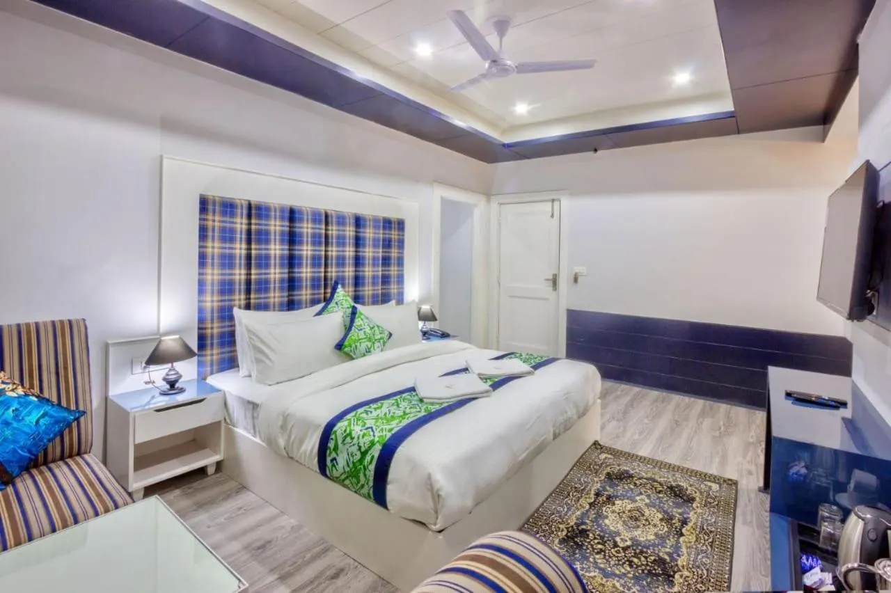 Bedroom, Bed in vella Marina Group of hotels Sol Resort Manali #Atithi Devo Bhava hotel in manali #Free Parking #Mall Road 500m#Mountain view hotel