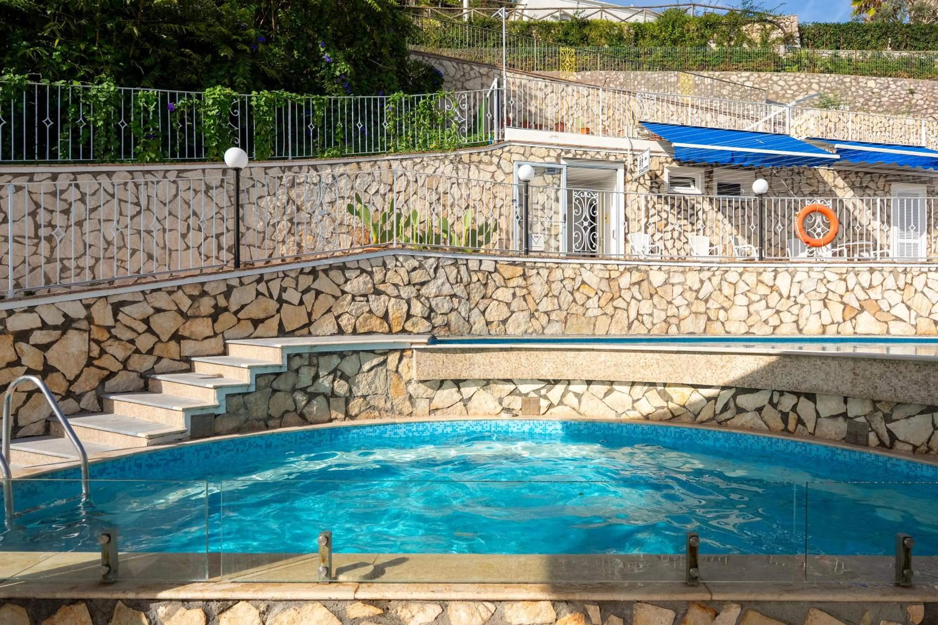 Hot Tub in Hotel Weber Ambassador