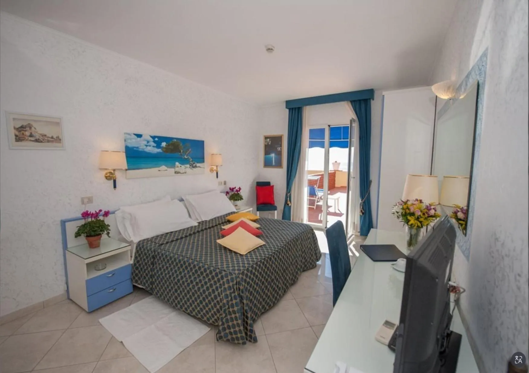 Photo of the whole room, Bed in Hotel Weber Ambassador