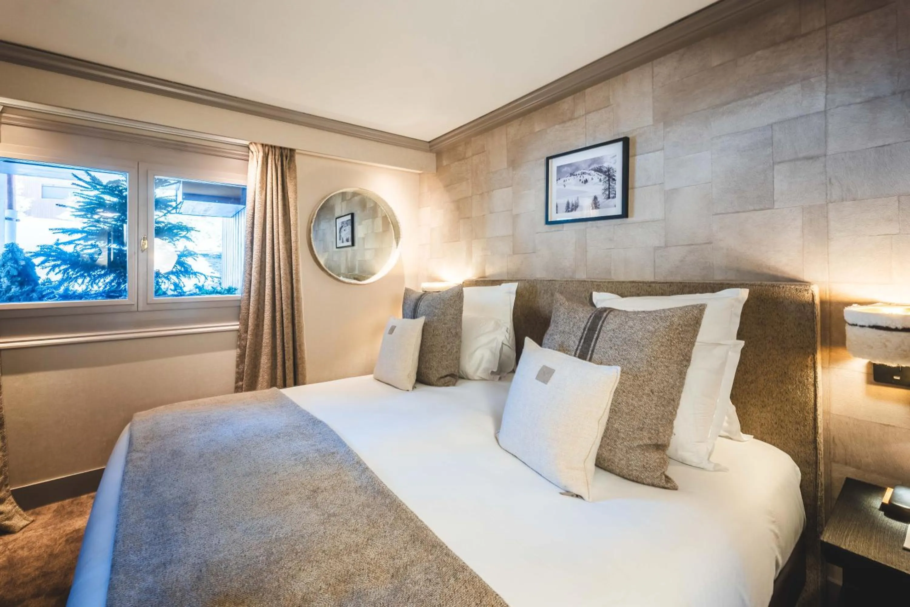 Bed in Hotel Carlina