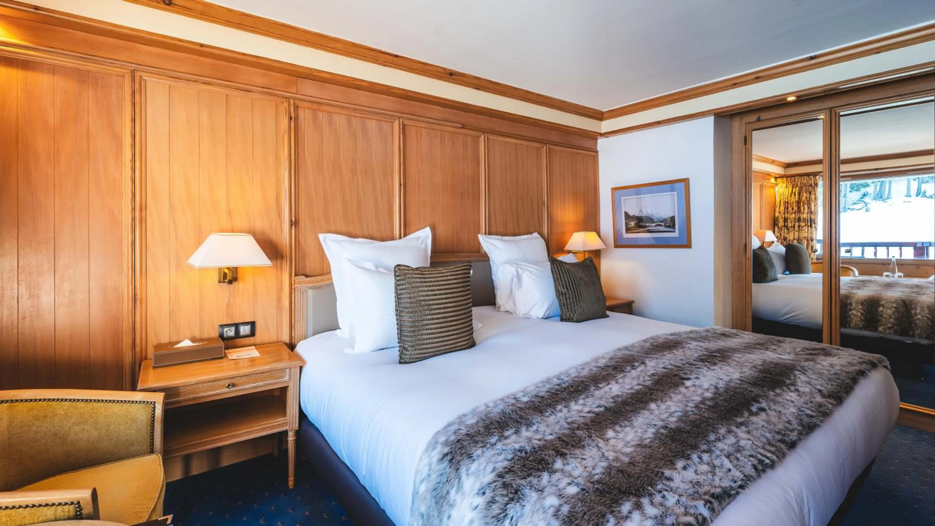 Bed in Hotel Carlina