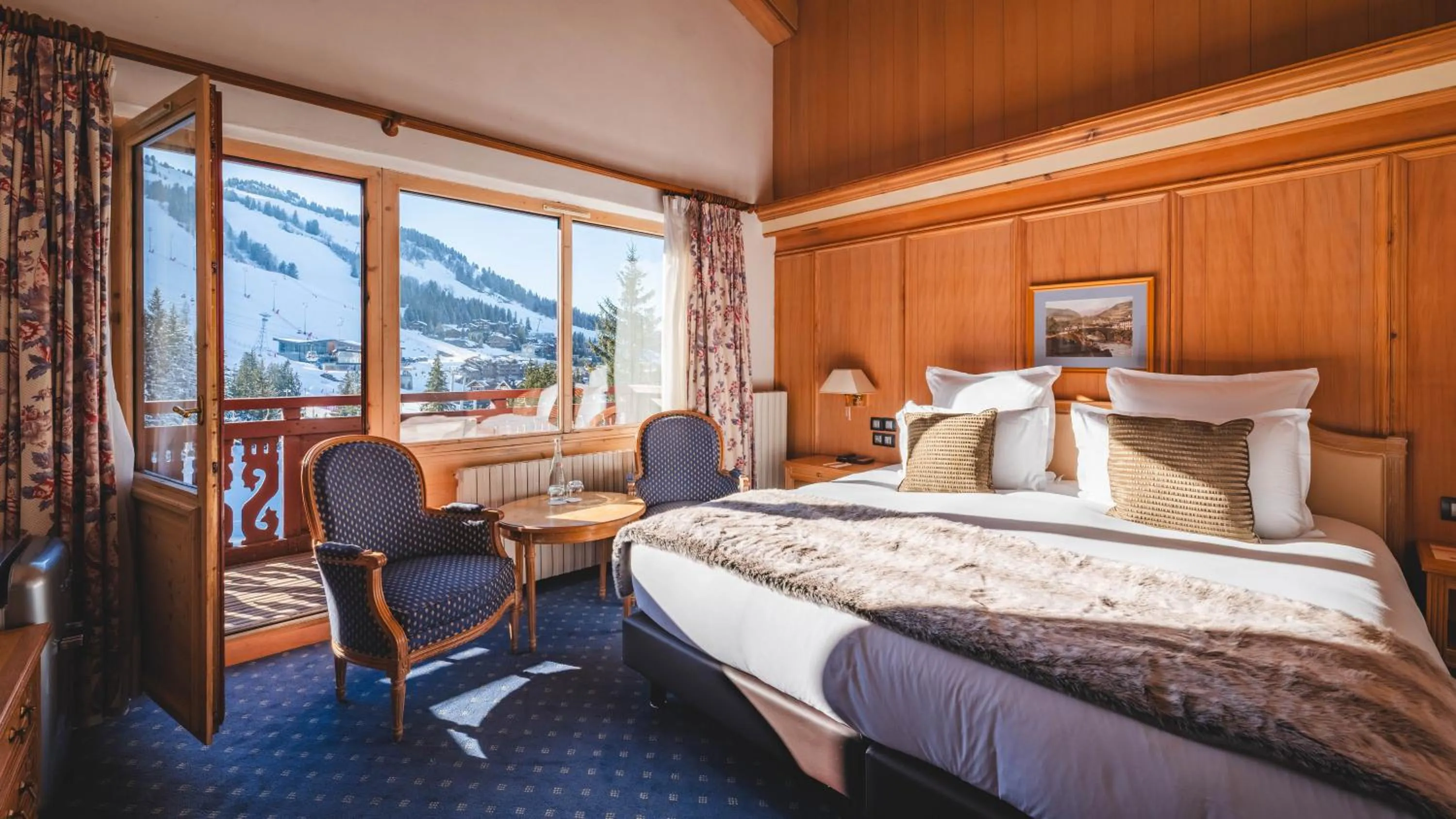 Bed in Hotel Carlina