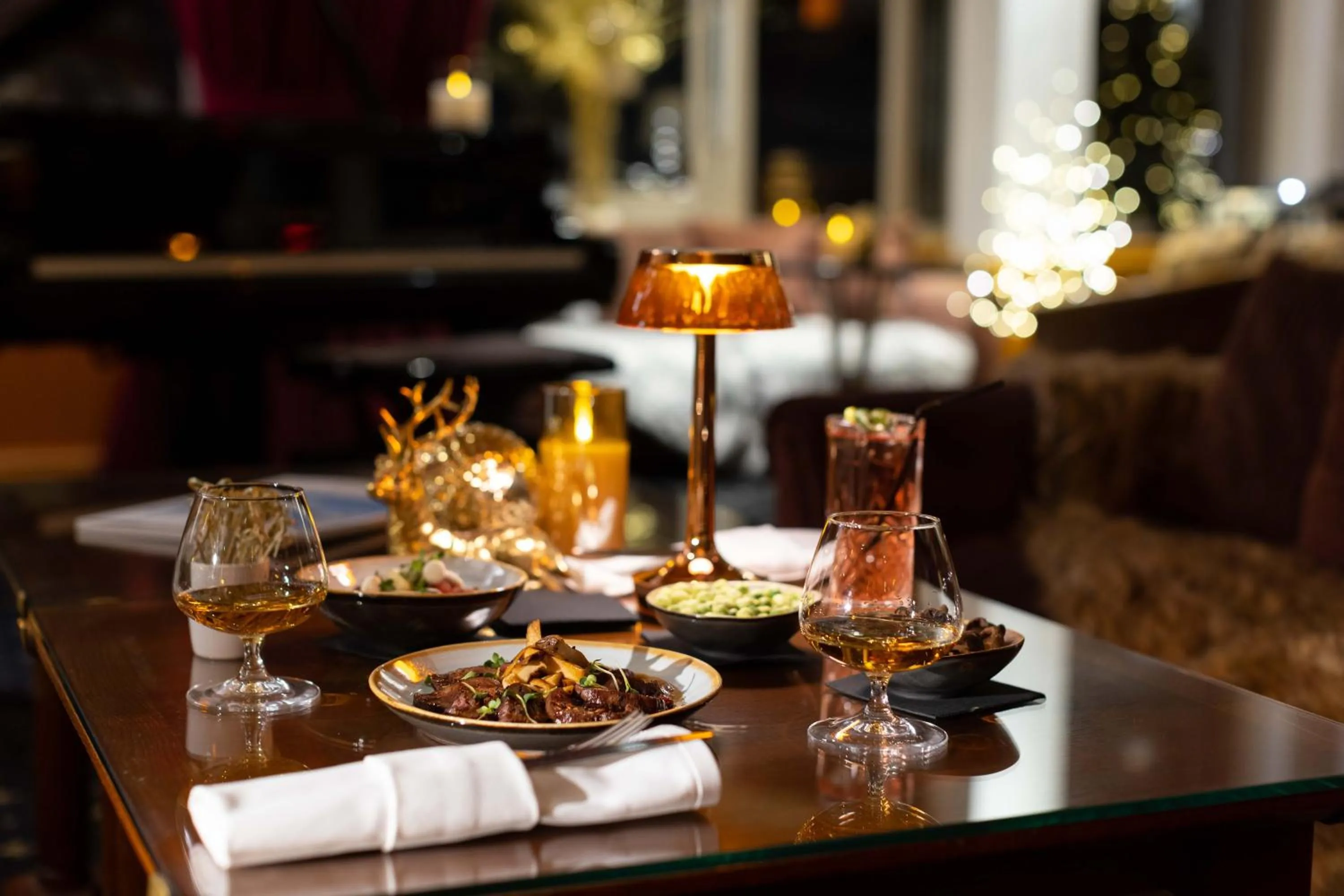 Lounge or bar in Hotel Carlina