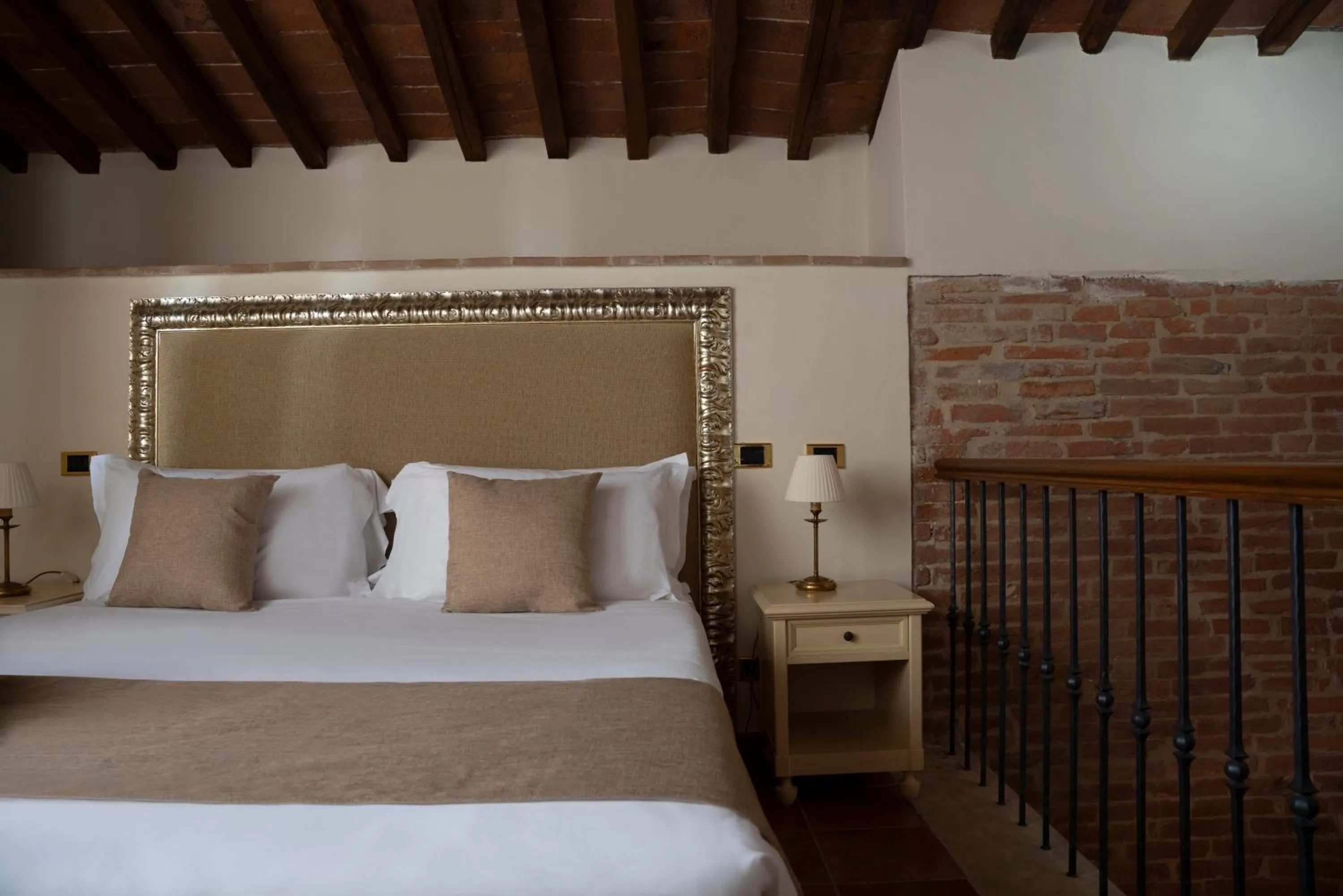 Bed in Castello di Leonina Relais - Adults Only