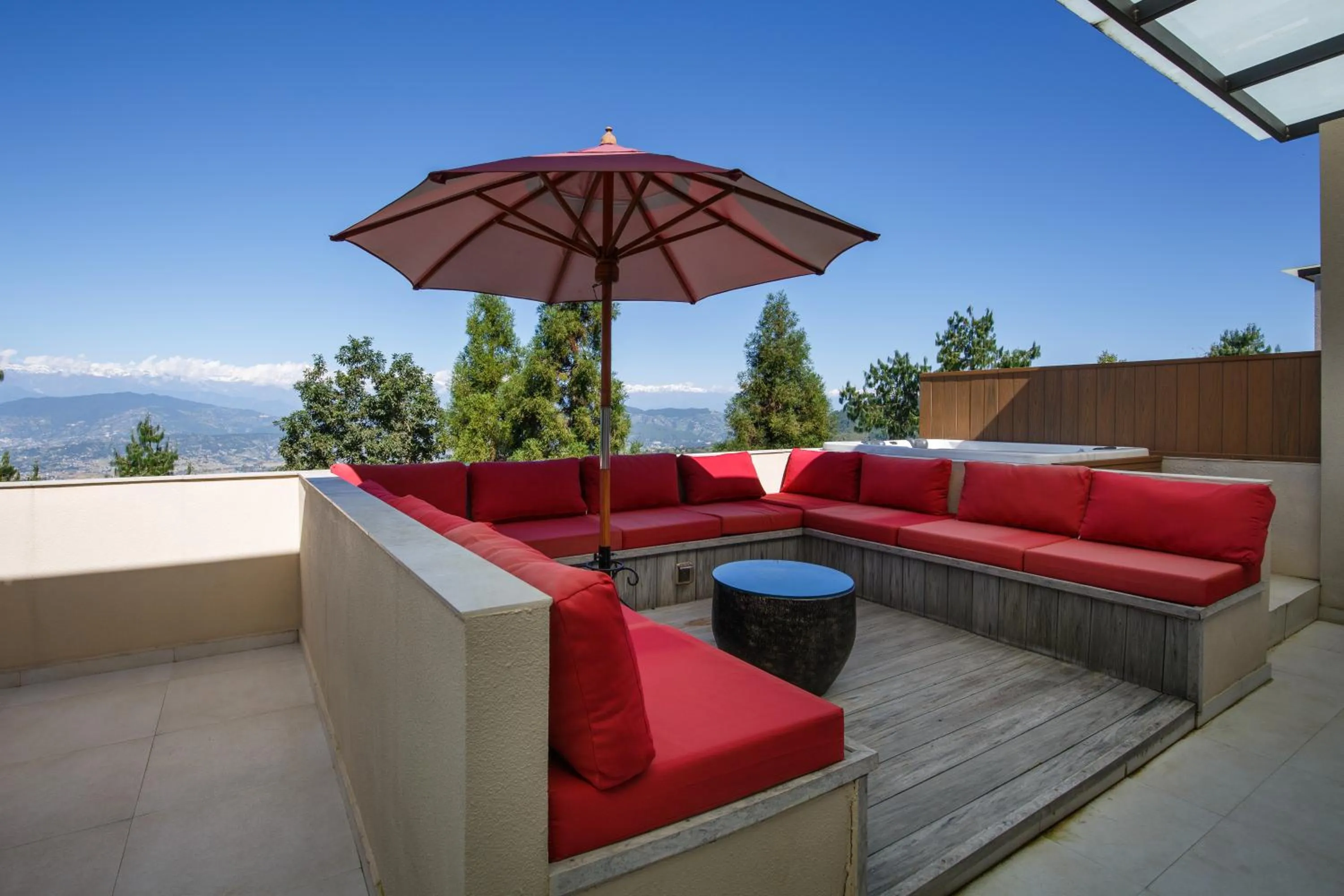 Hot Tub in The Terraces Resort and Spa