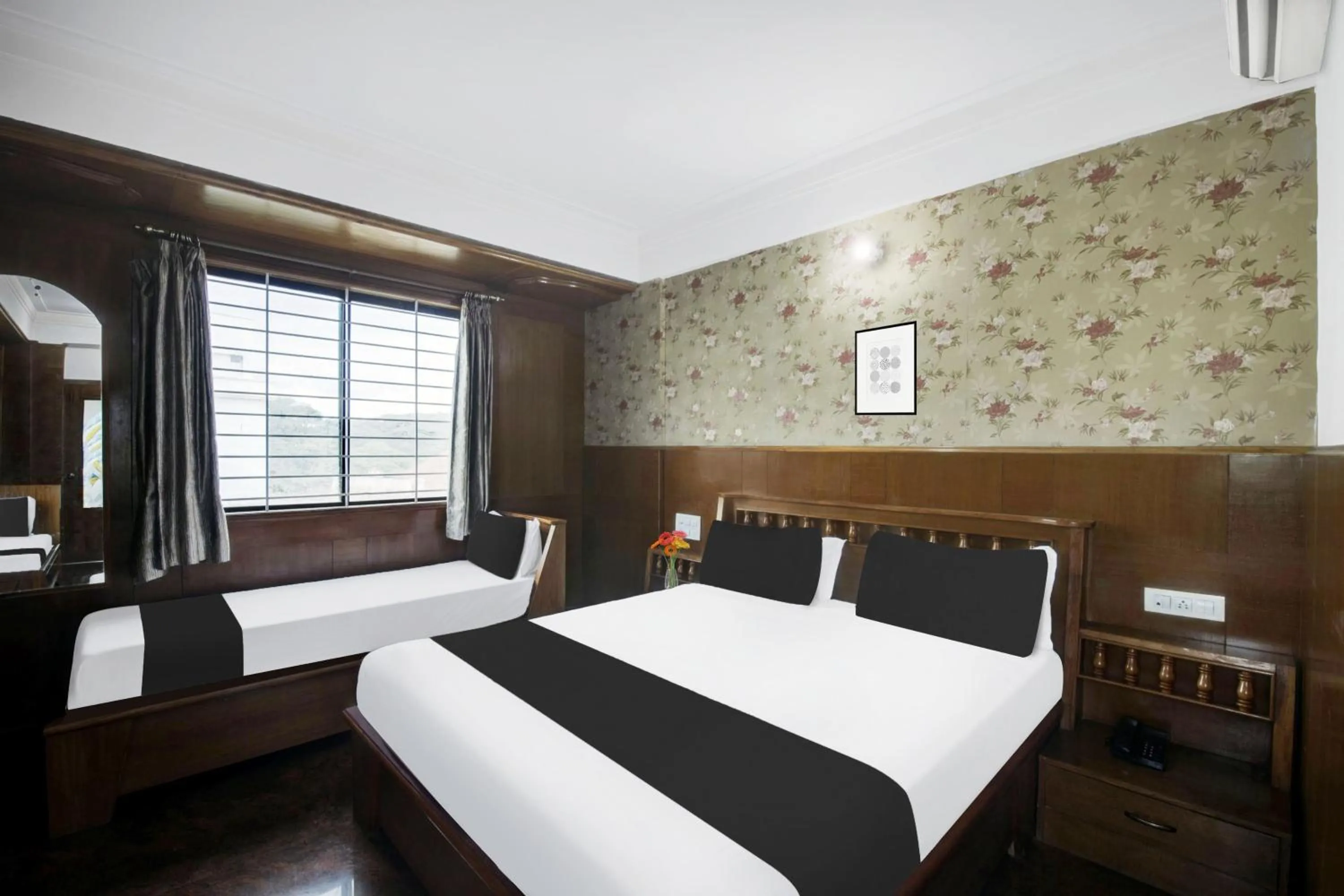 Bedroom, Bed in Super Townhouse Mysore City Centre Formerly Hotel Mahendra